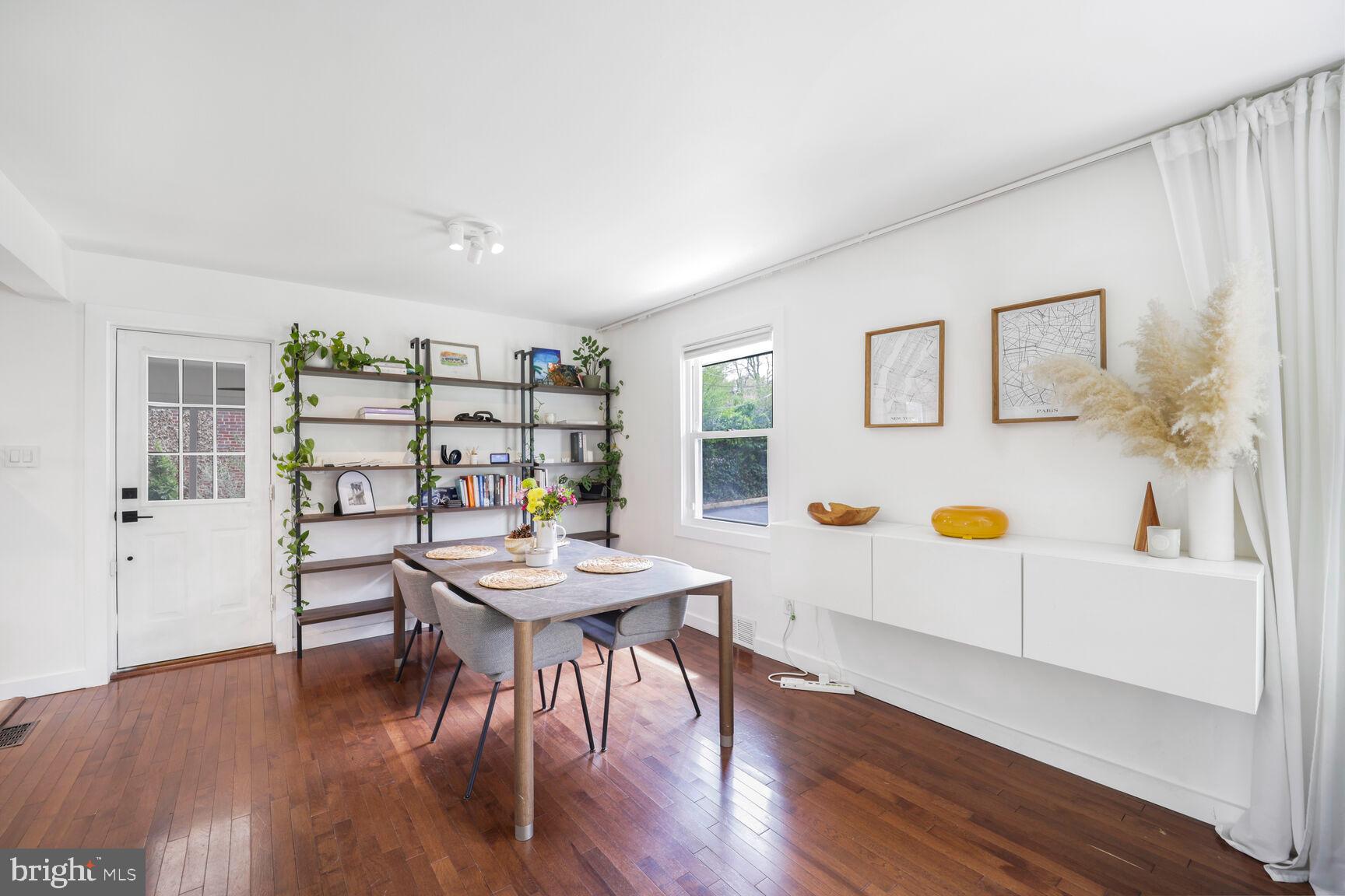 YORKSHIRE VILLAGE-ADDN - Residential