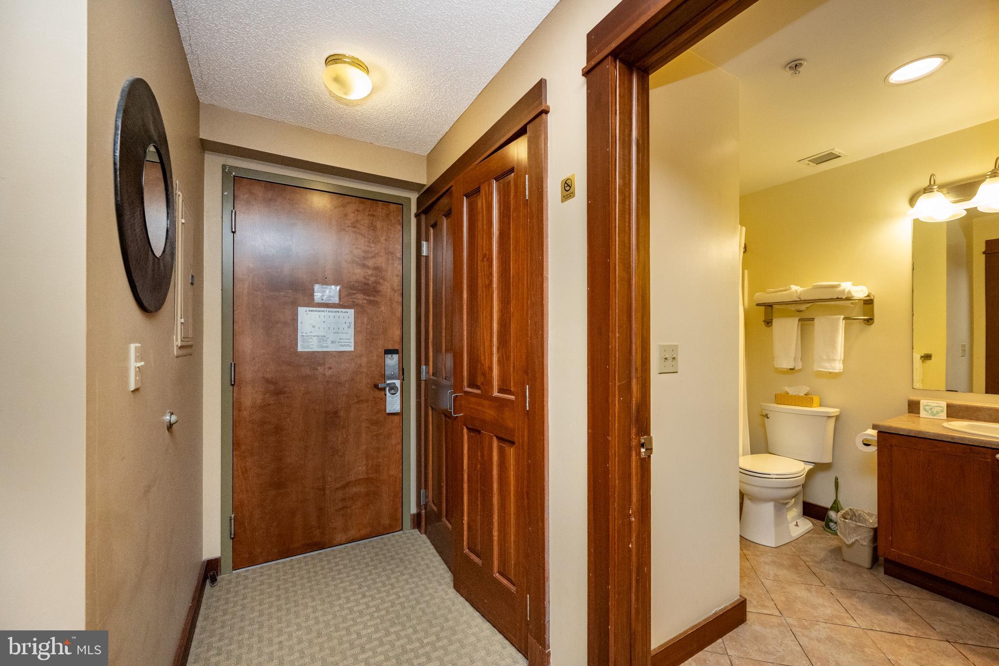 SILVER TREE SUITES - Residential