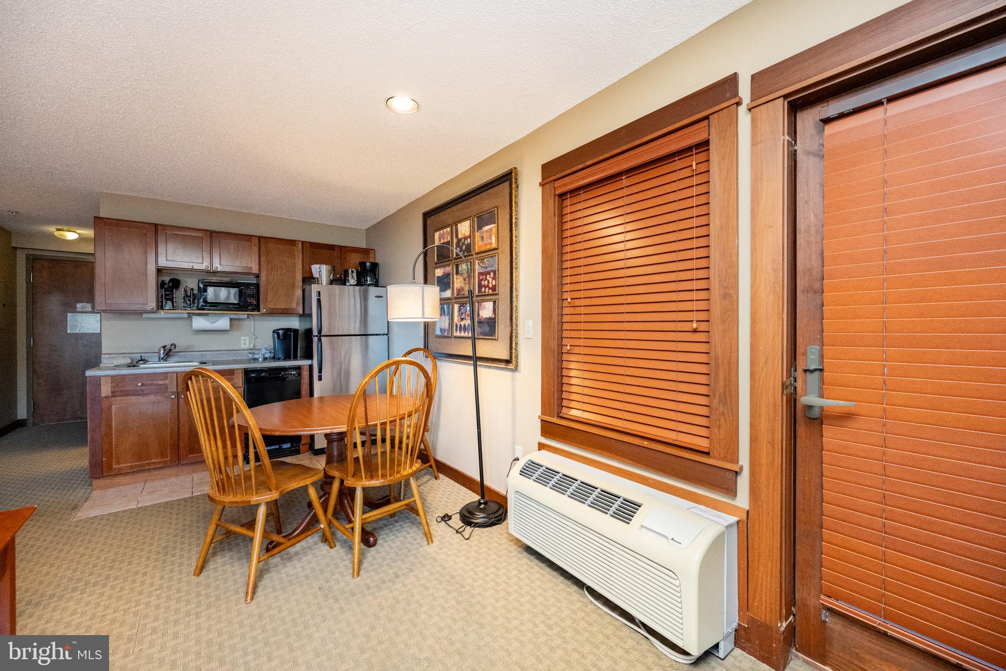 SILVER TREE SUITES - Residential