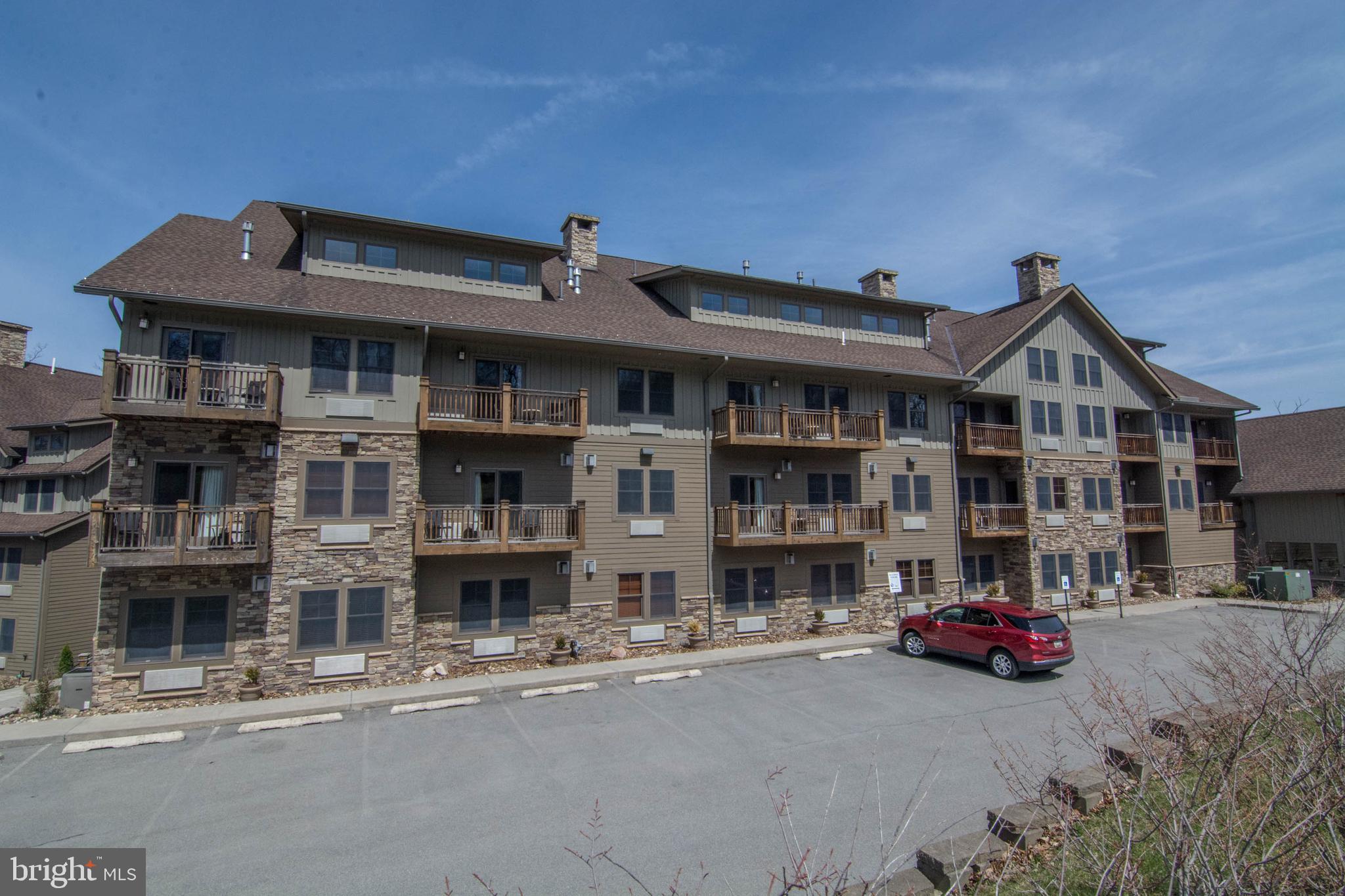 SILVER TREE SUITES - Residential