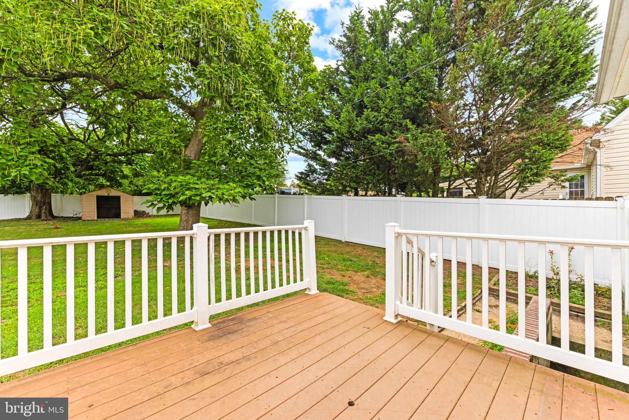 ARBUTUS - Residential