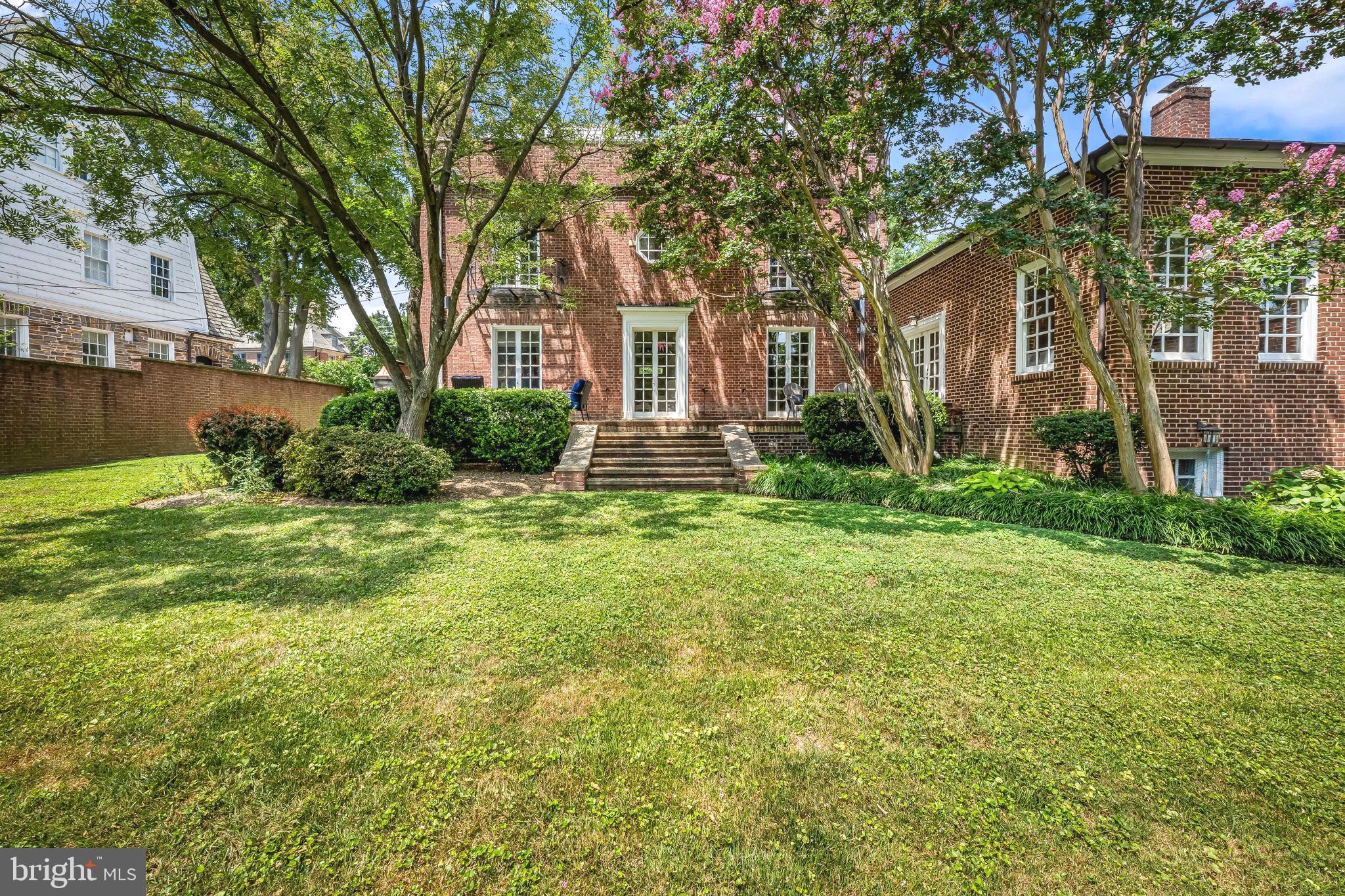 217 WENDOVER ROAD