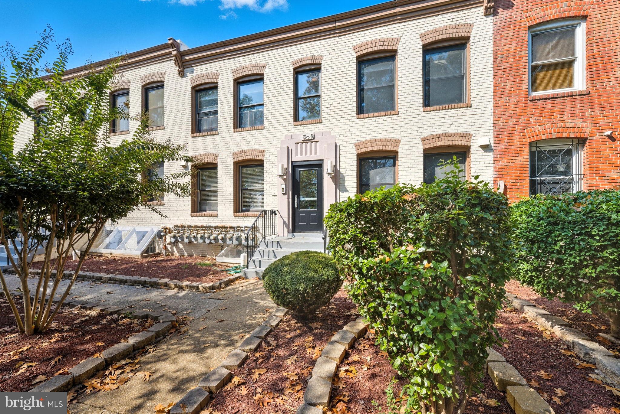 302 OKLAHOMA AVENUE NE 101