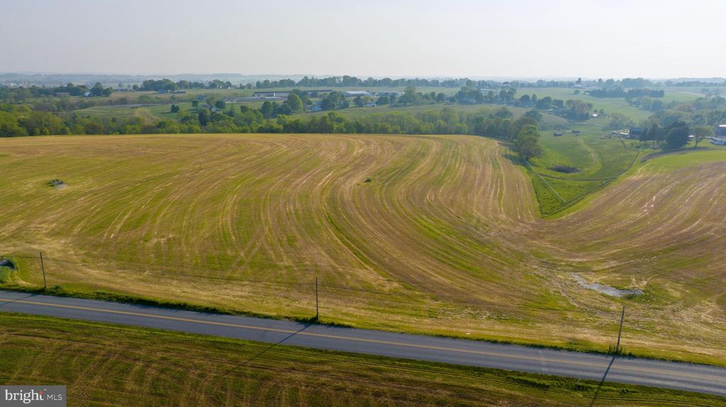 Photo of 1 Bomberger Road, Lititz, PA 17543 (MLS # PALA2051952)