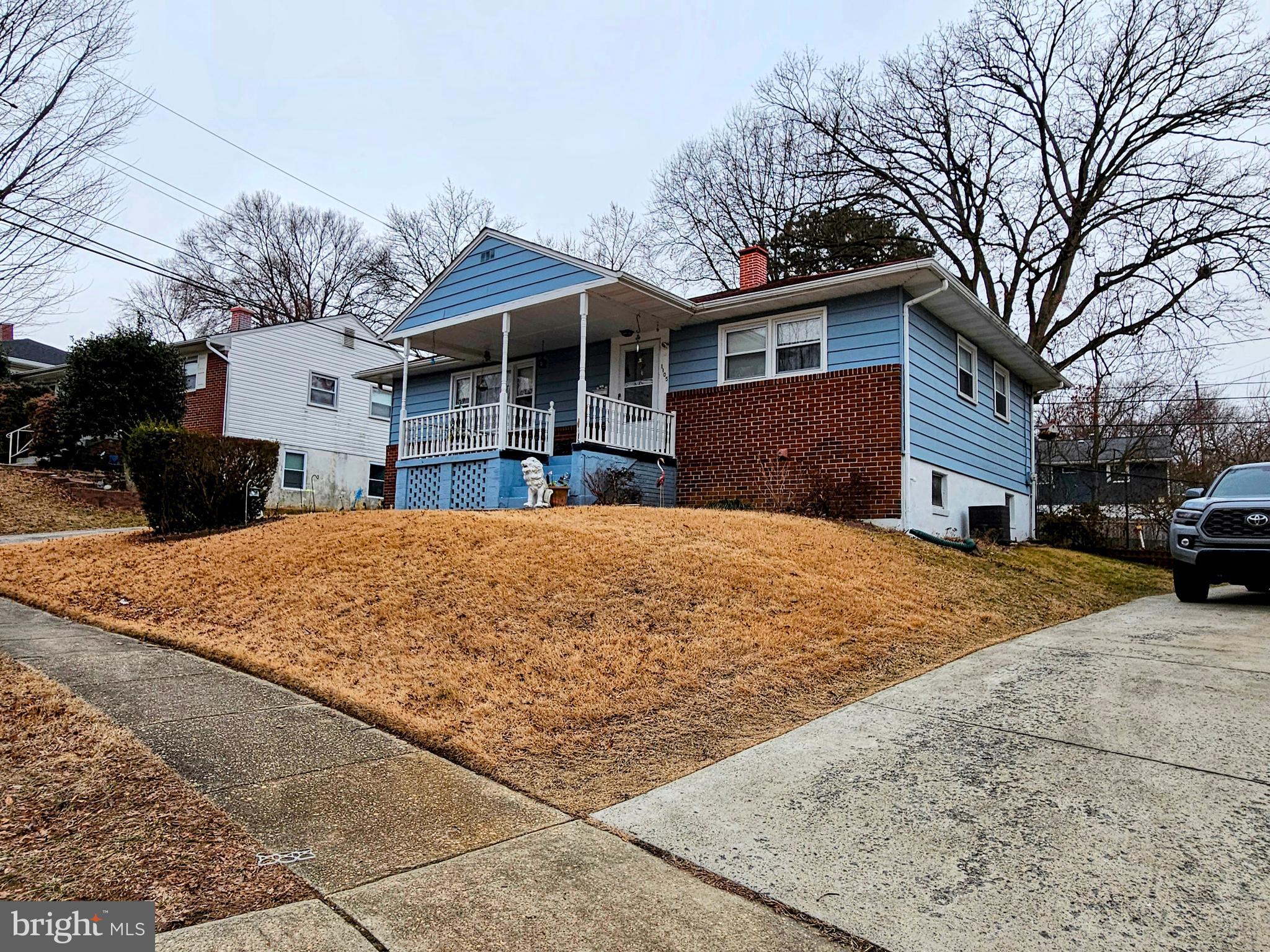 LAUREL - Residential