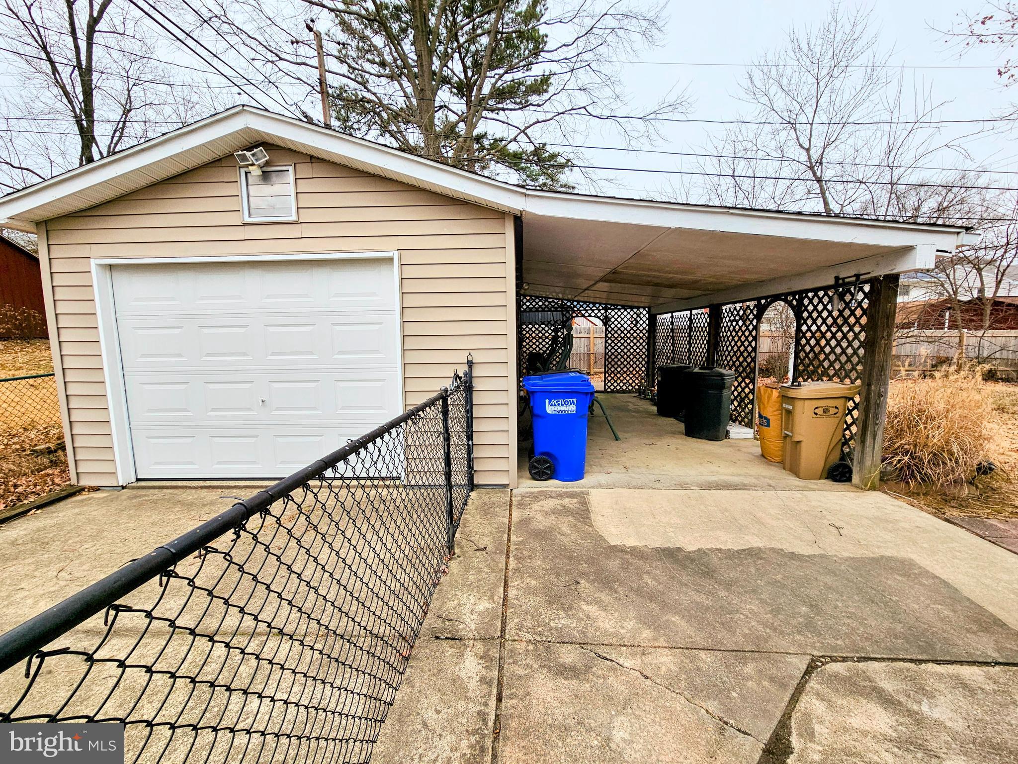 LAUREL - Residential