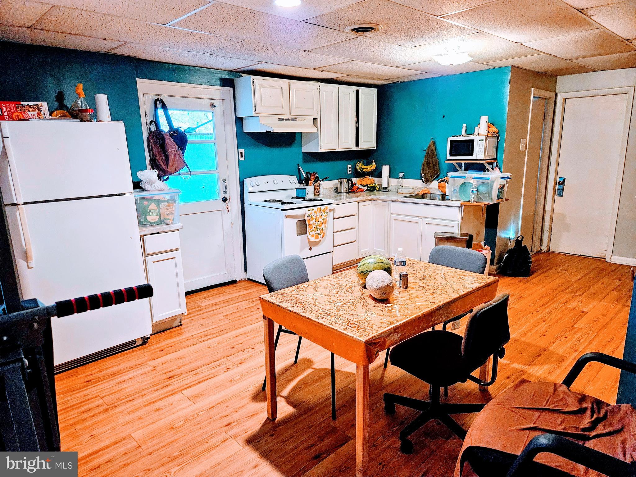 LAUREL - Residential