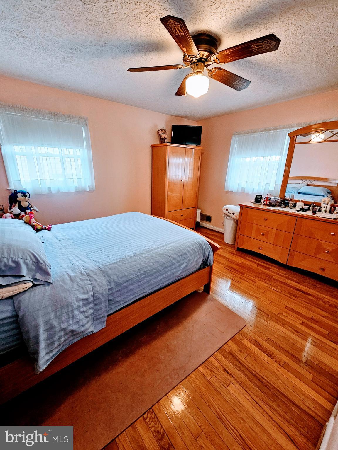 LAUREL - Residential