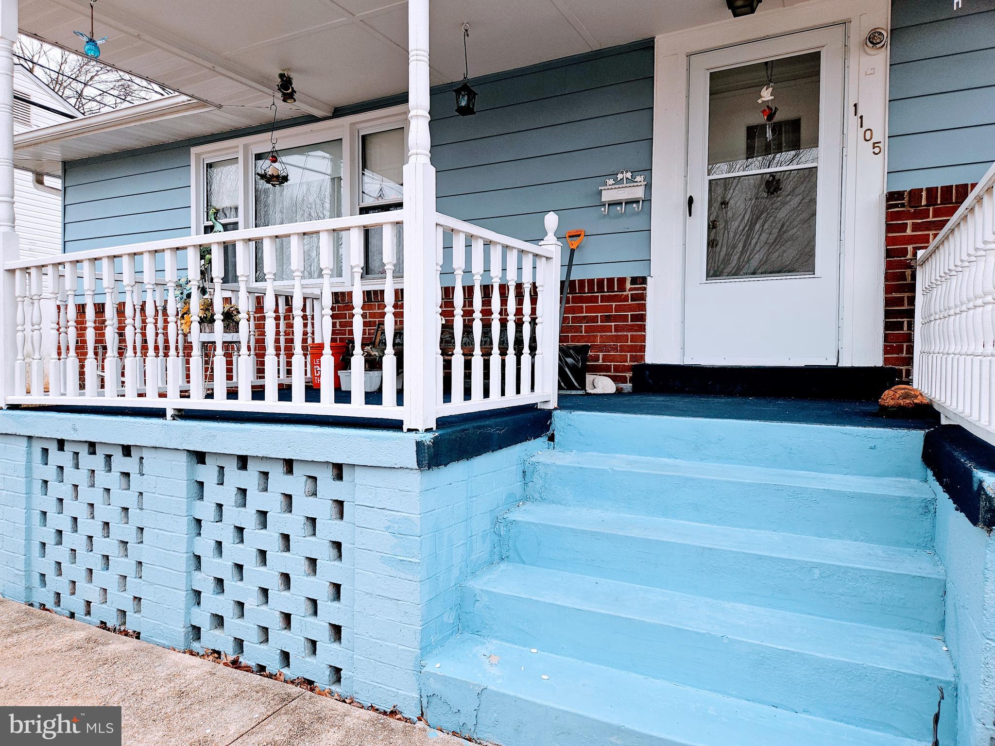 LAUREL - Residential