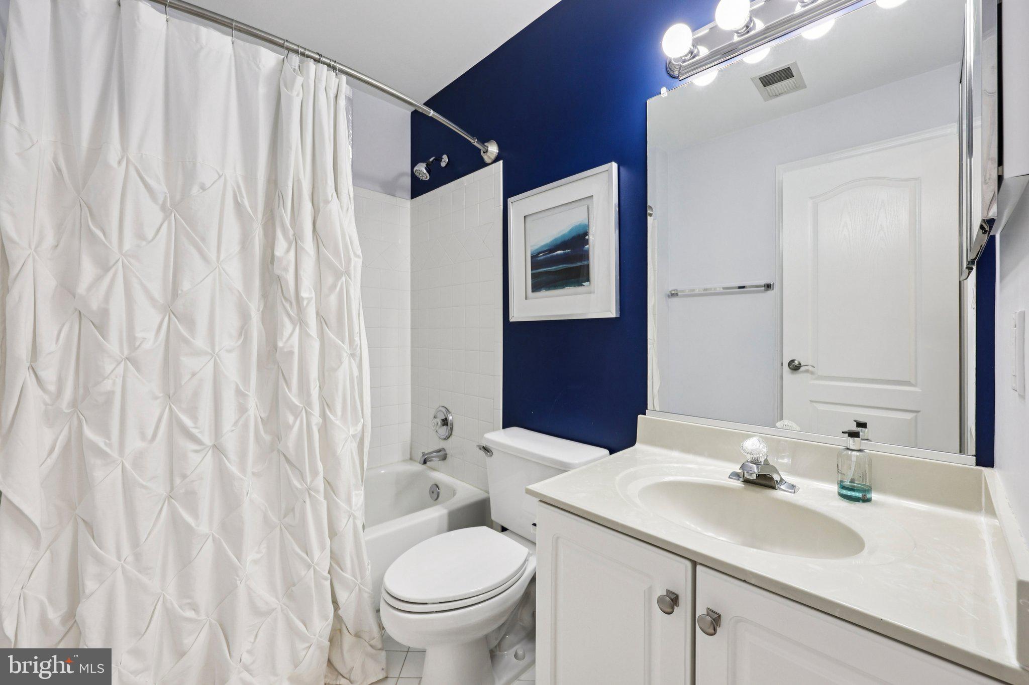 BARRINGTON - Residential