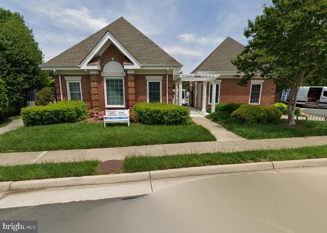 BARRINGTON - Residential