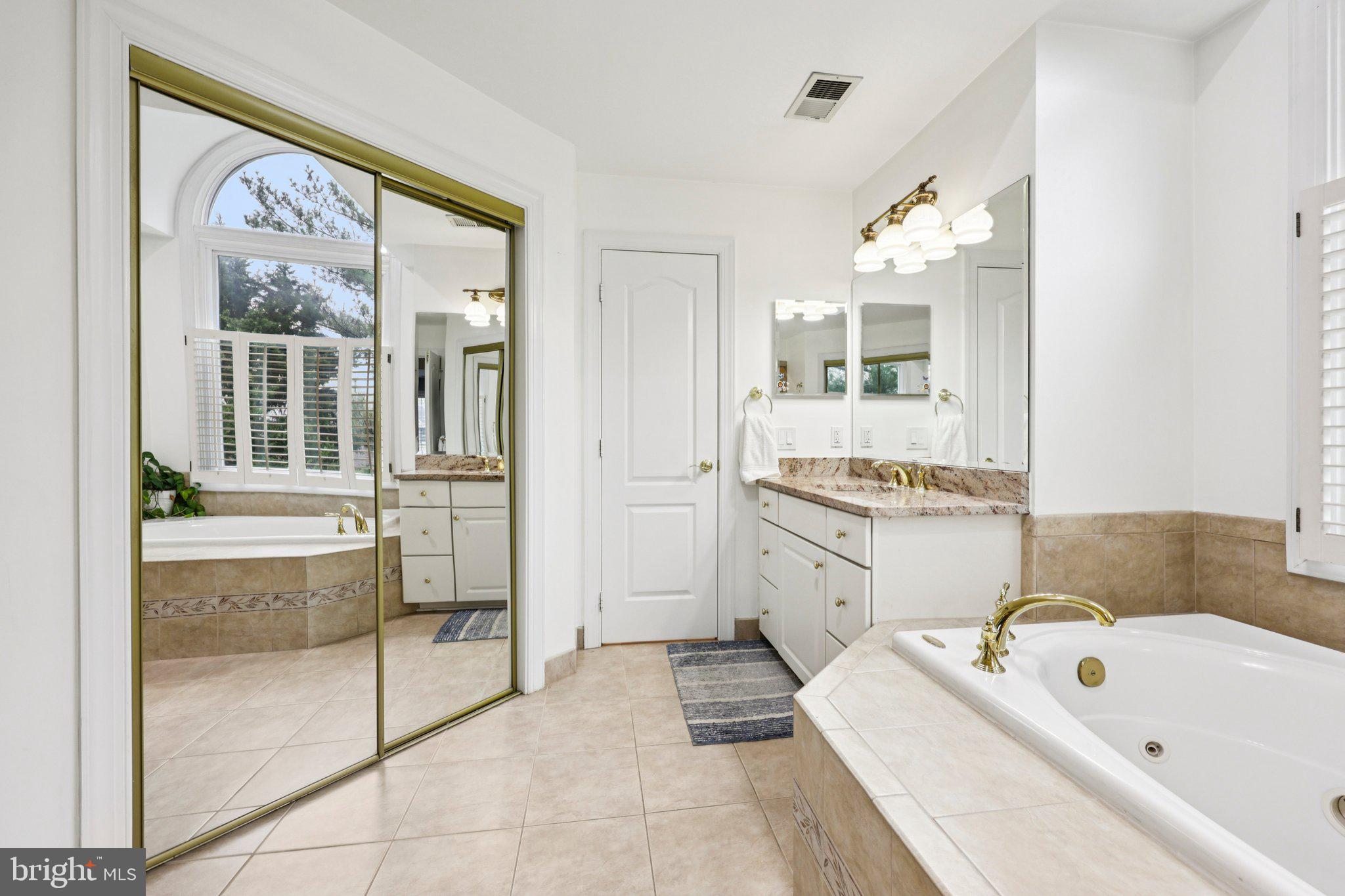 BARRINGTON - Residential