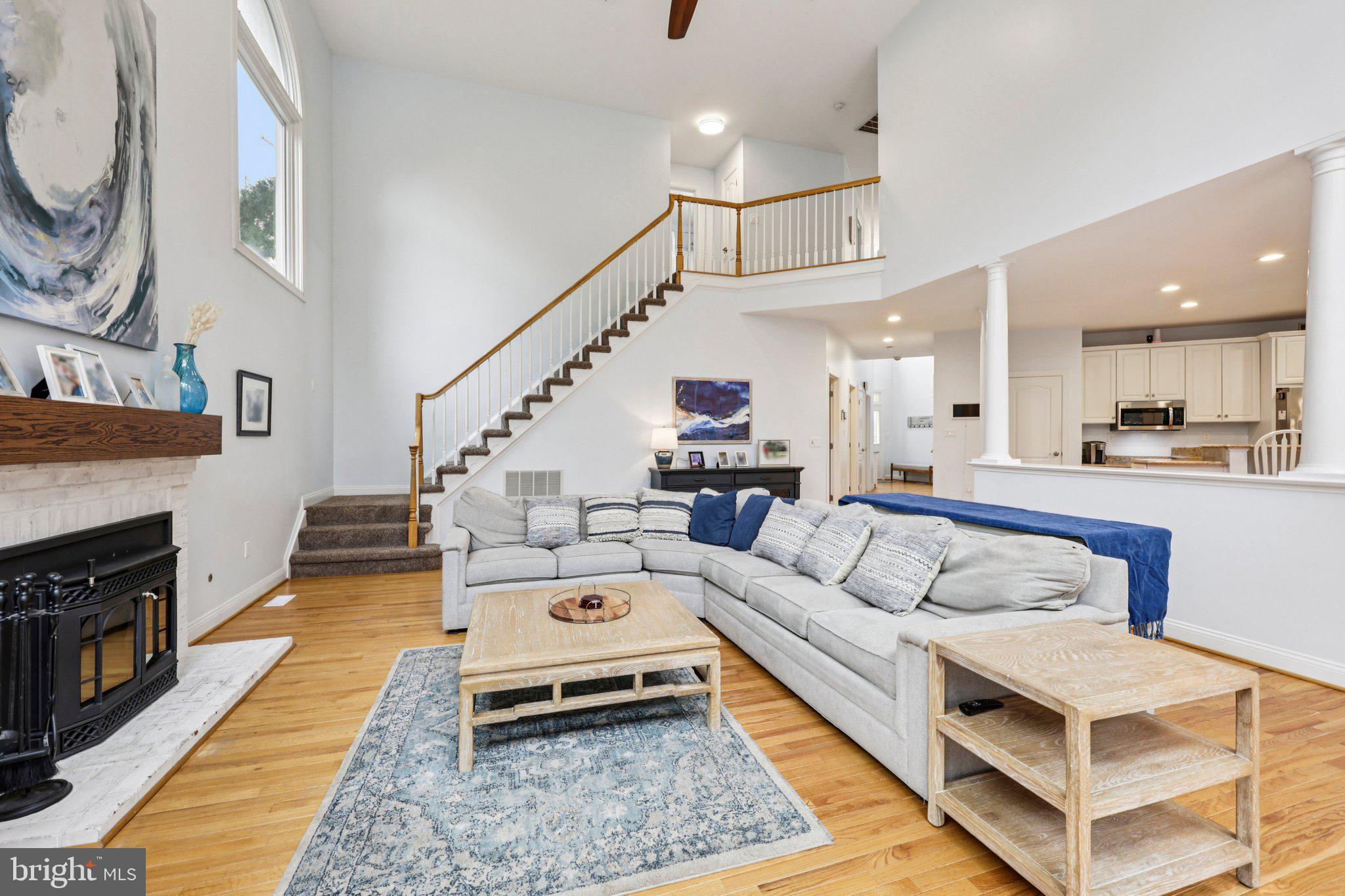 BARRINGTON - Residential