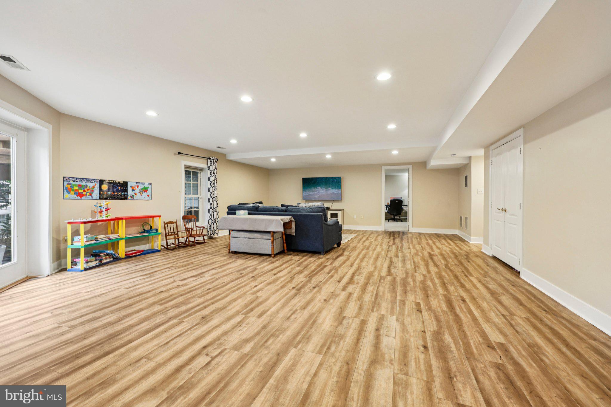 BARRINGTON - Residential