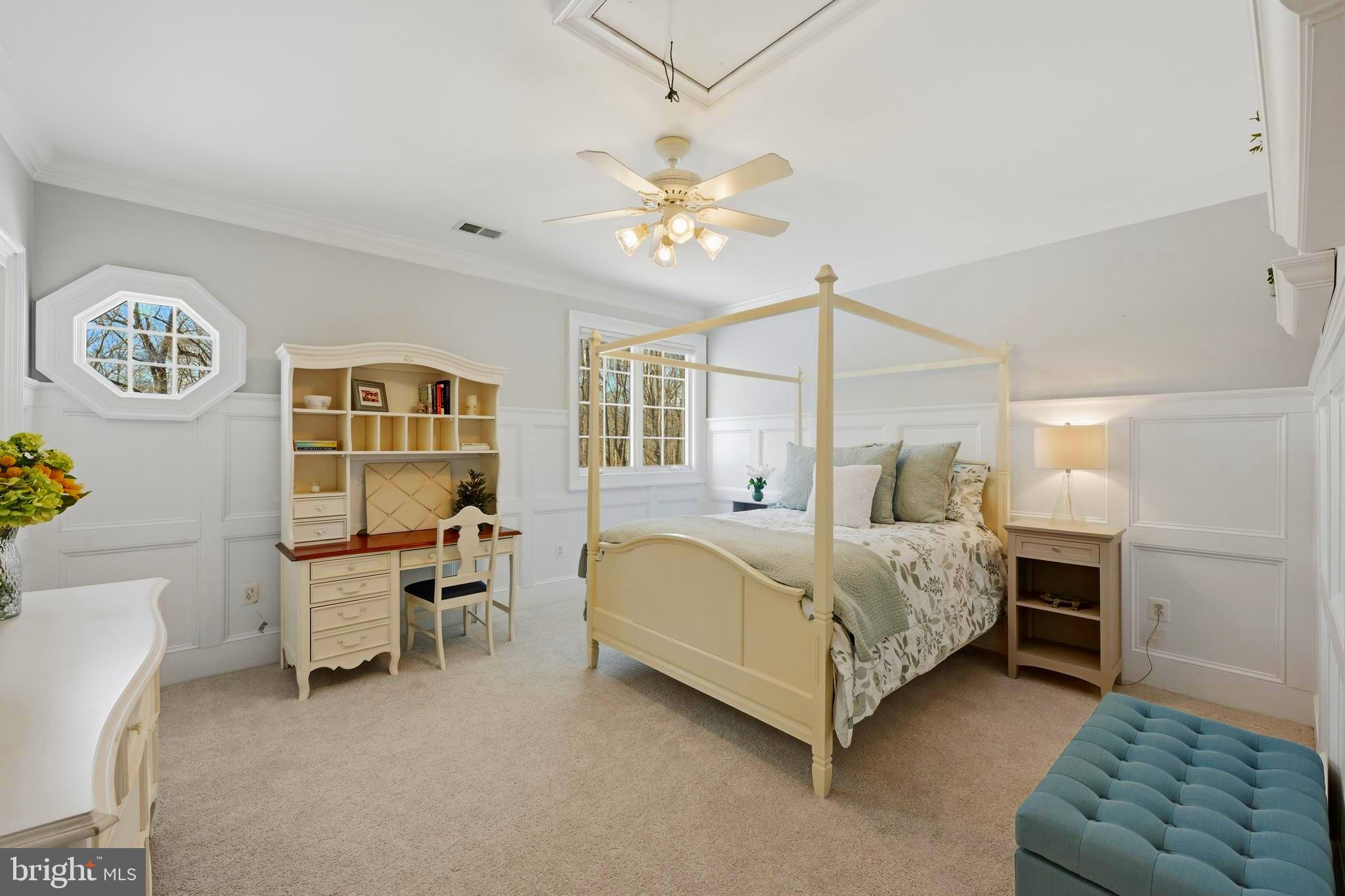 SOUTH RIVER COLONY - Residential