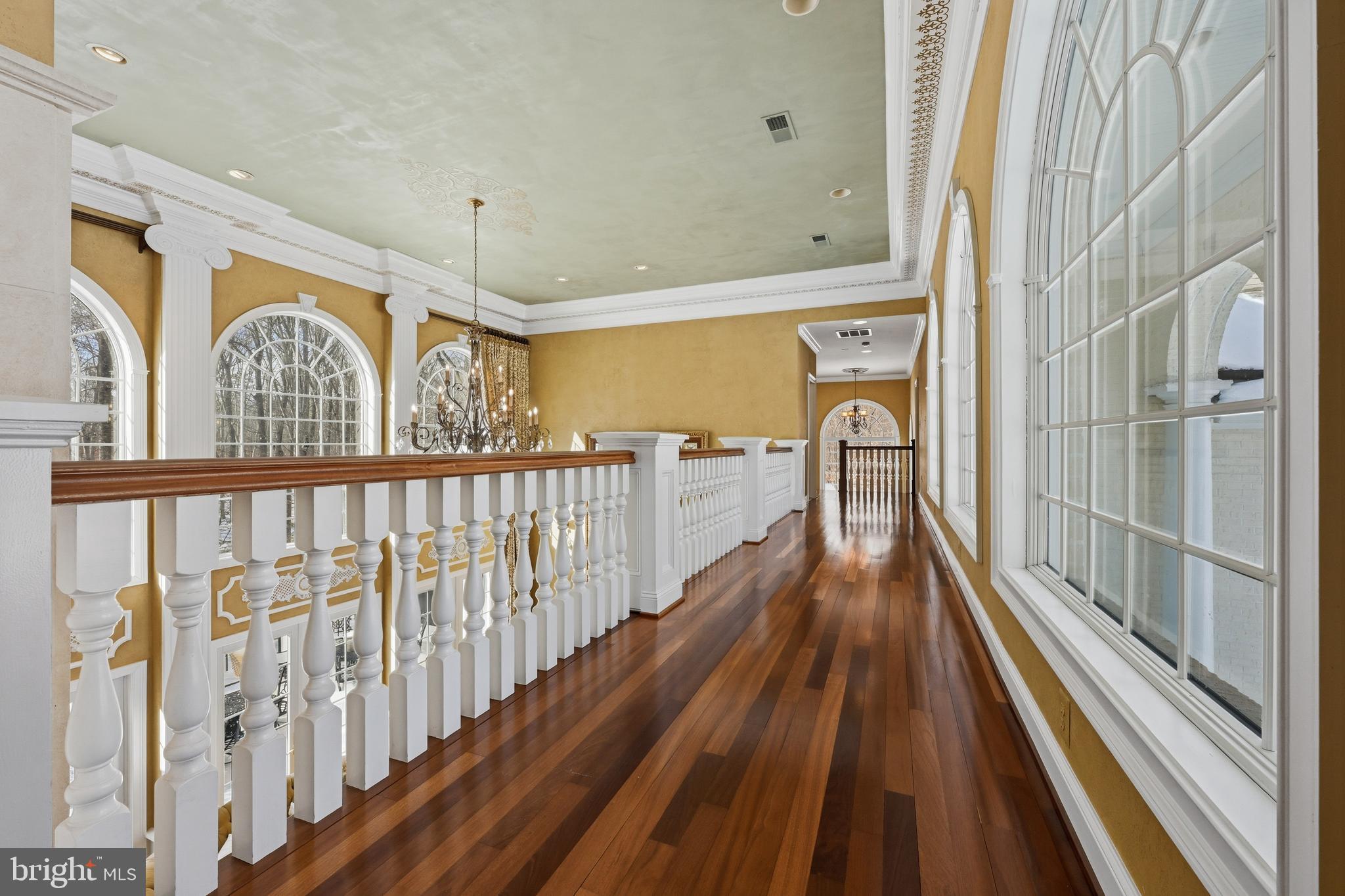 SOUTH RIVER COLONY - Residential