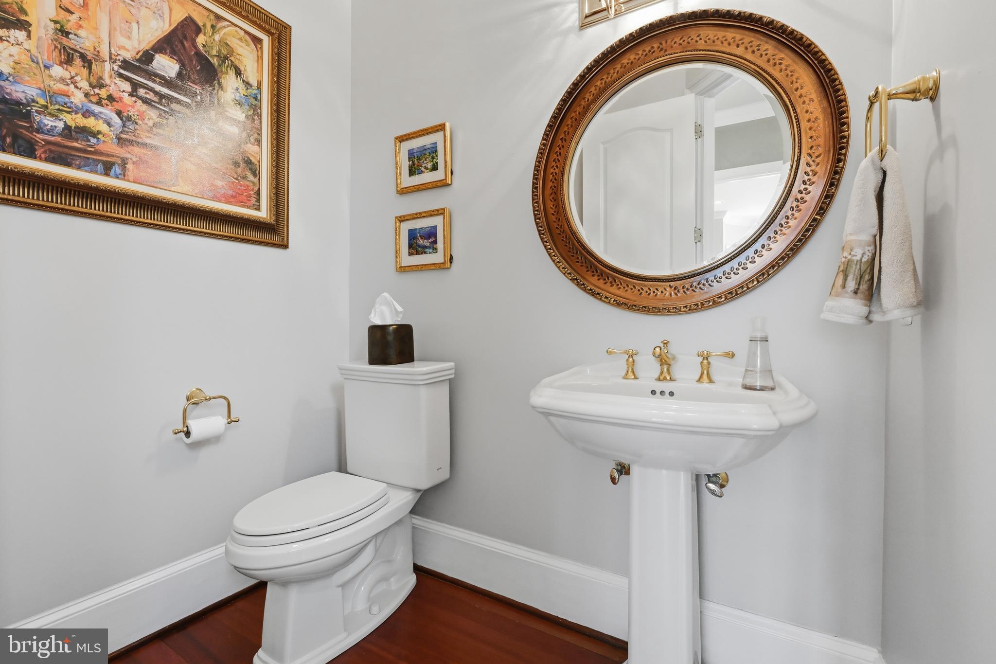 SOUTH RIVER COLONY - Residential