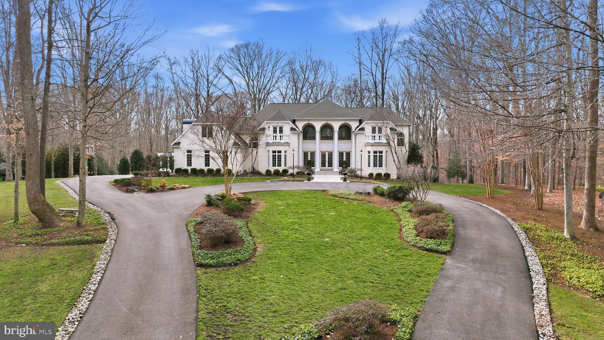 SOUTH RIVER COLONY - Residential