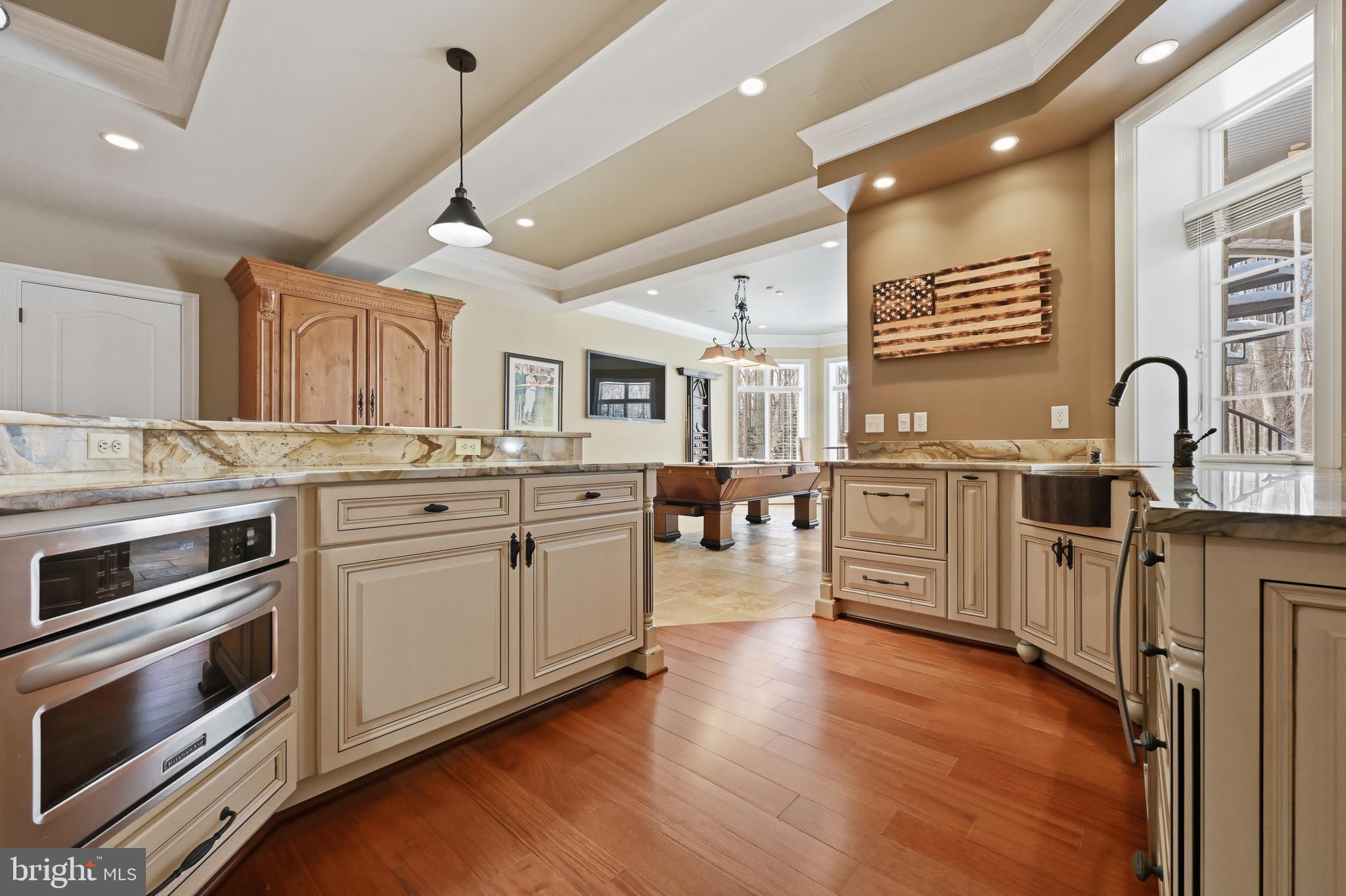 SOUTH RIVER COLONY - Residential