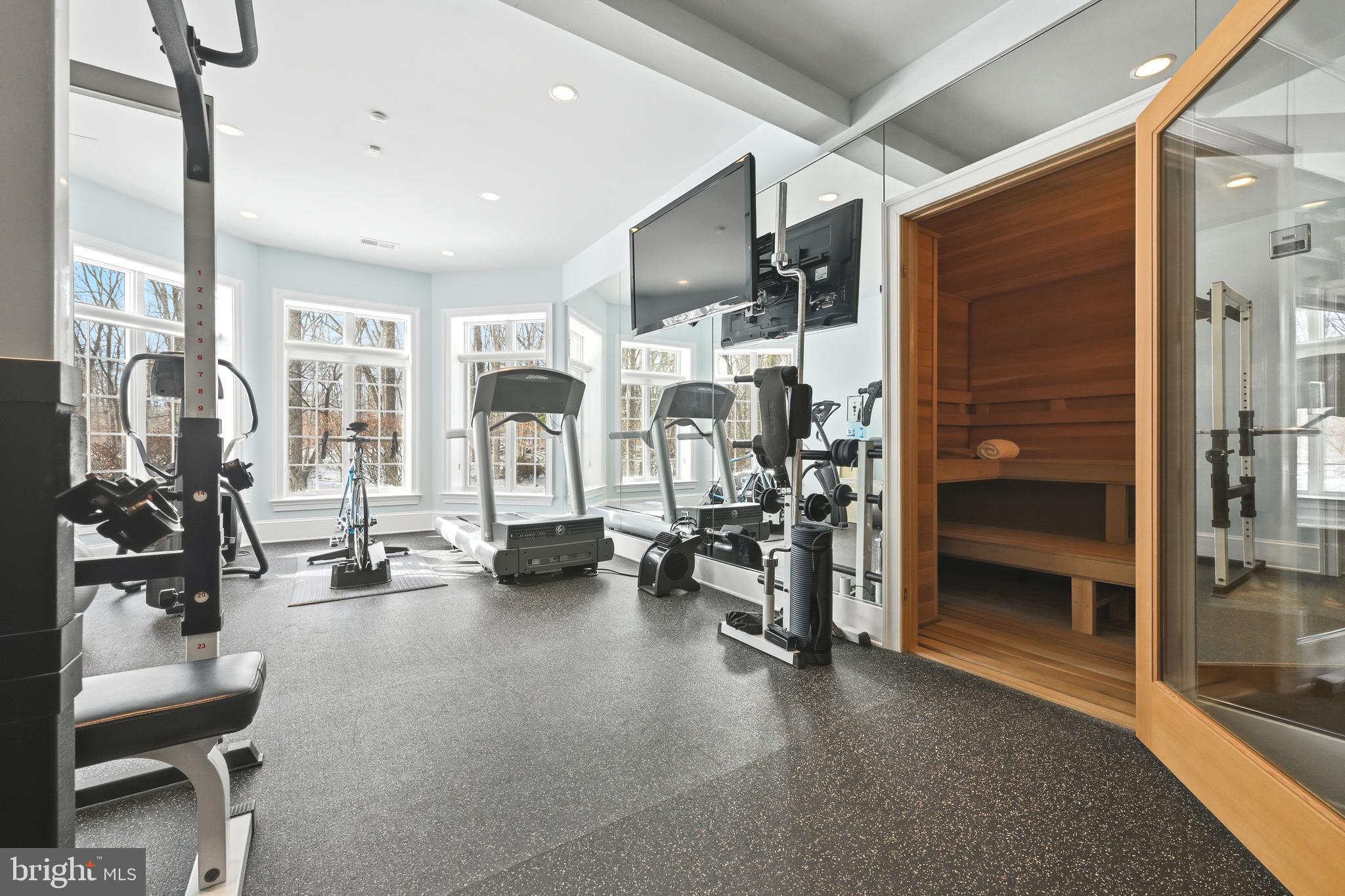 SOUTH RIVER COLONY - Residential