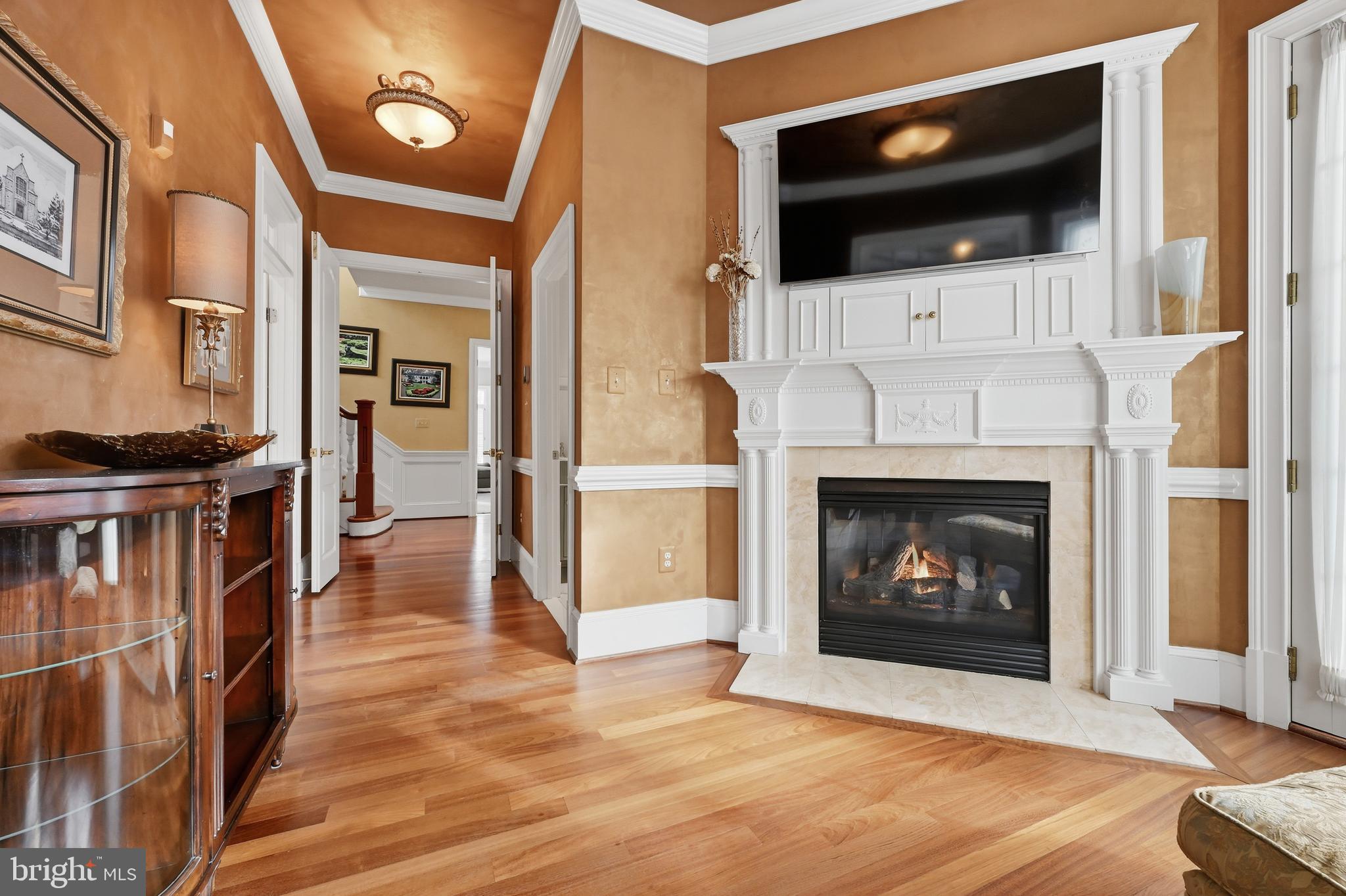 SOUTH RIVER COLONY - Residential