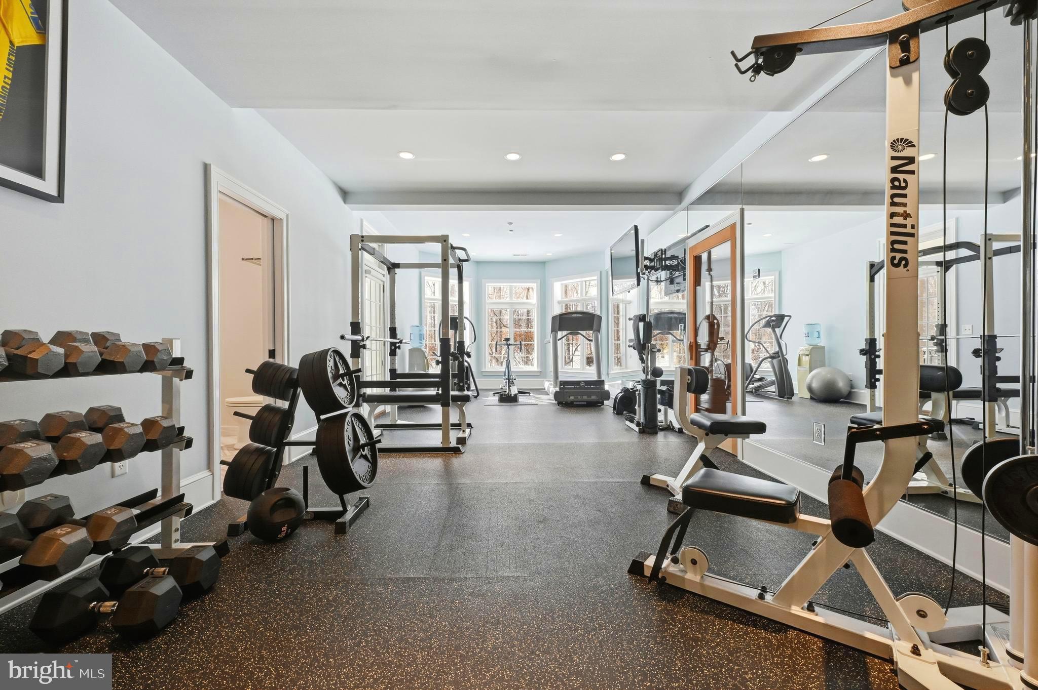 SOUTH RIVER COLONY - Residential