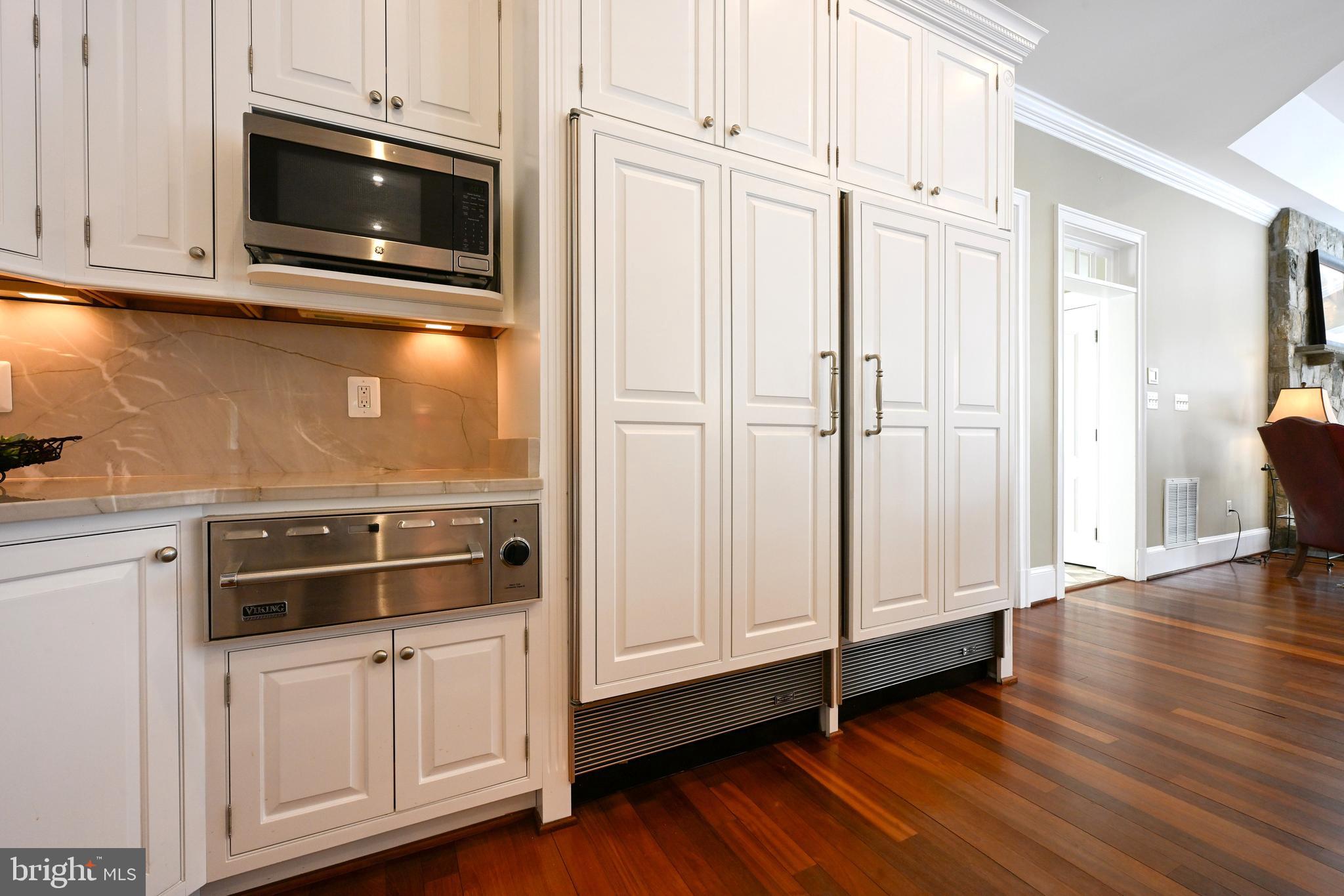 SOUTH RIVER COLONY - Residential