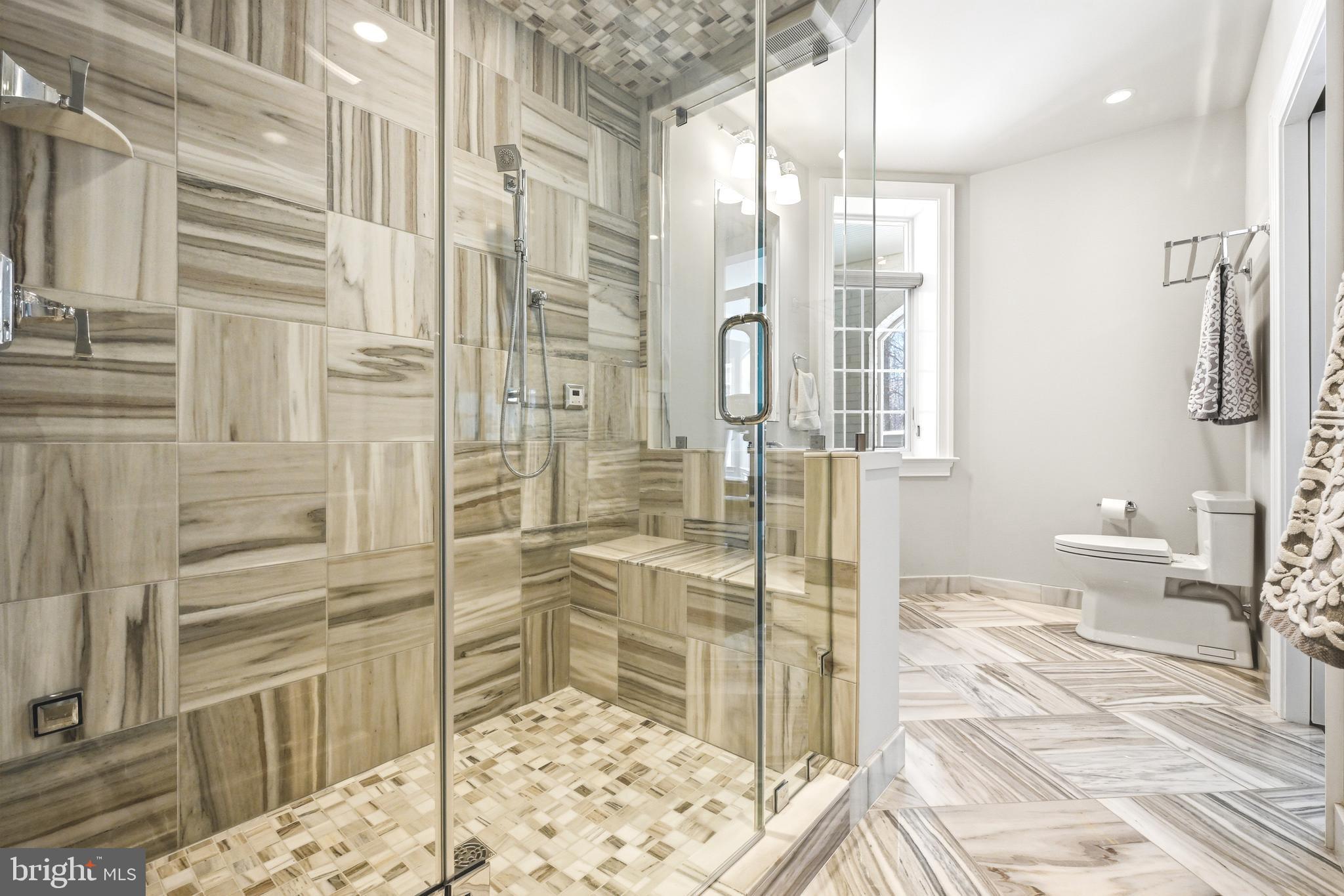 SOUTH RIVER COLONY - Residential