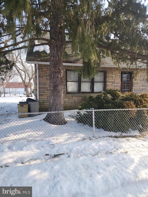 Homes For Sale - 1 Mcguire Street<br/> WRIGHTSTOWN, NJ 08562