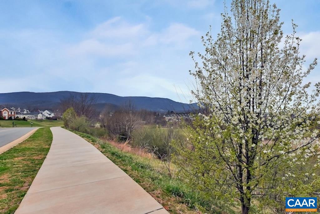 OLD TRAIL - Residential