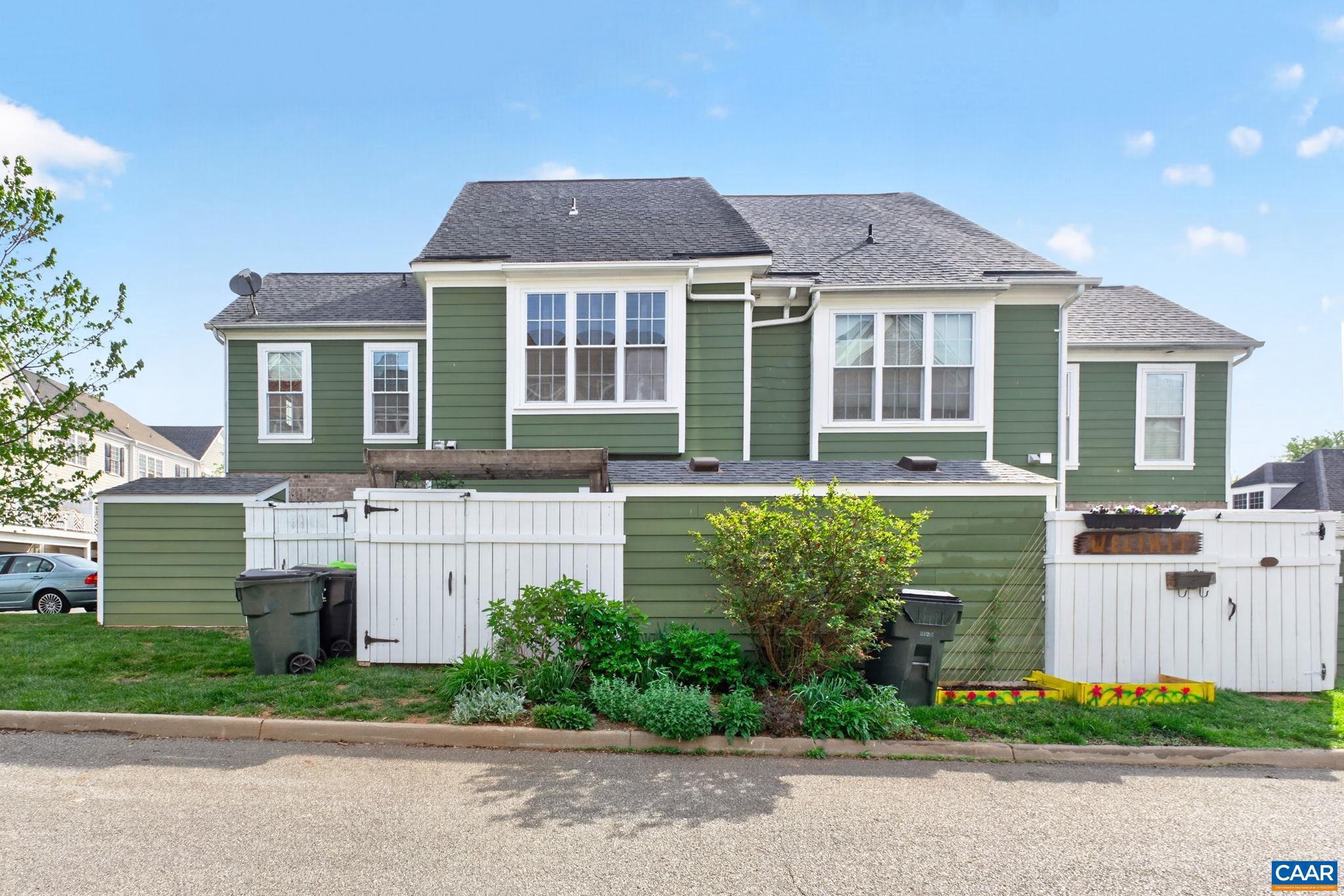 OLD TRAIL - Residential