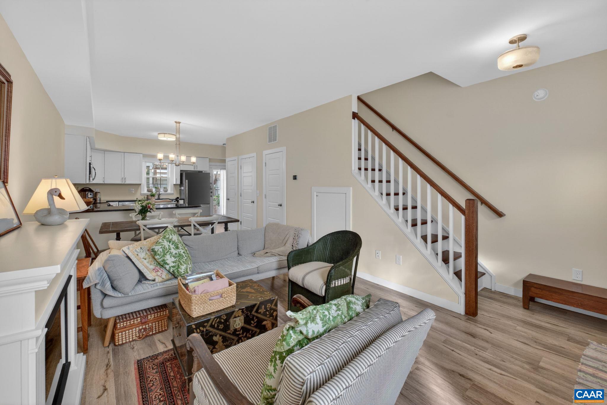 OLD TRAIL - Residential