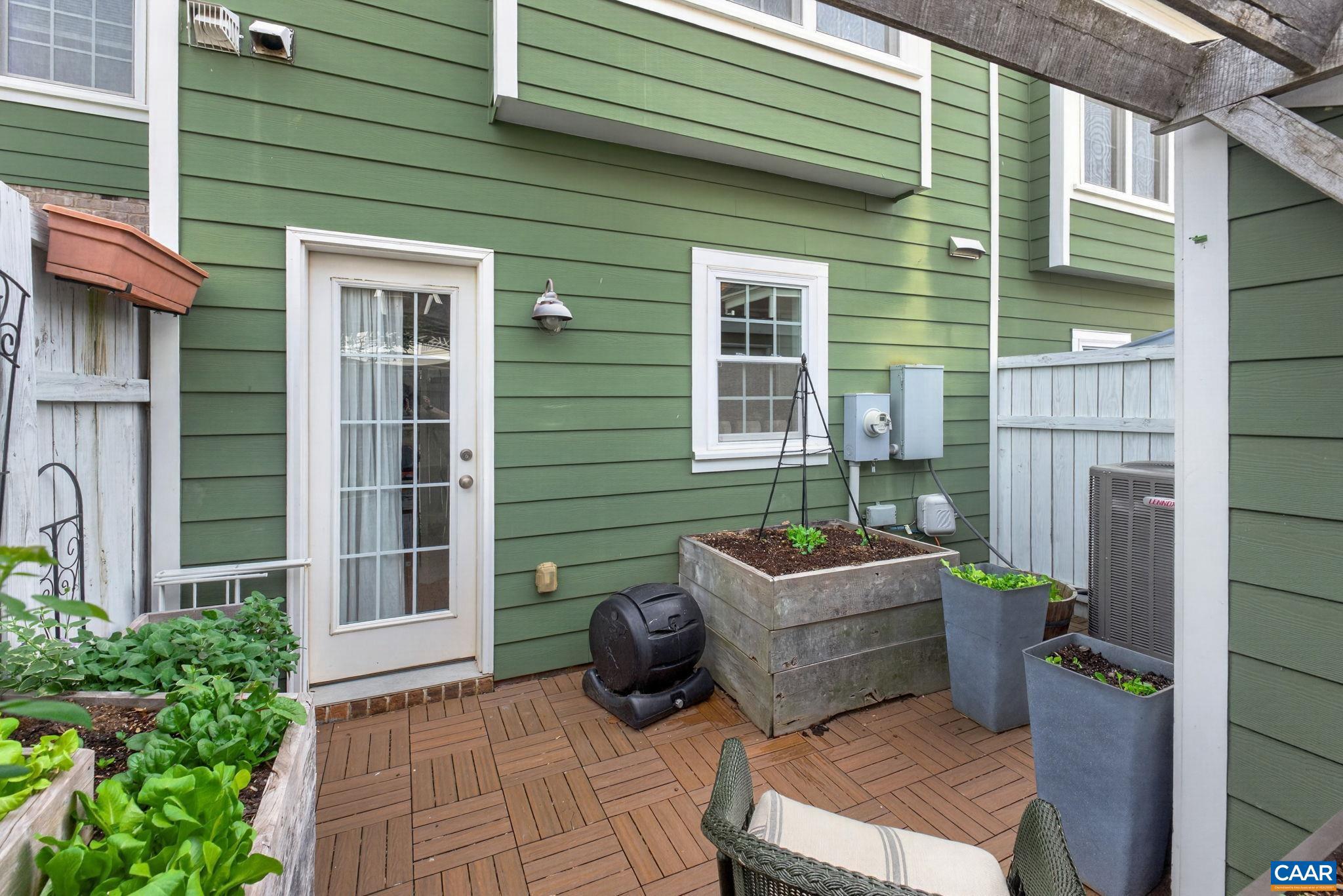 OLD TRAIL - Residential