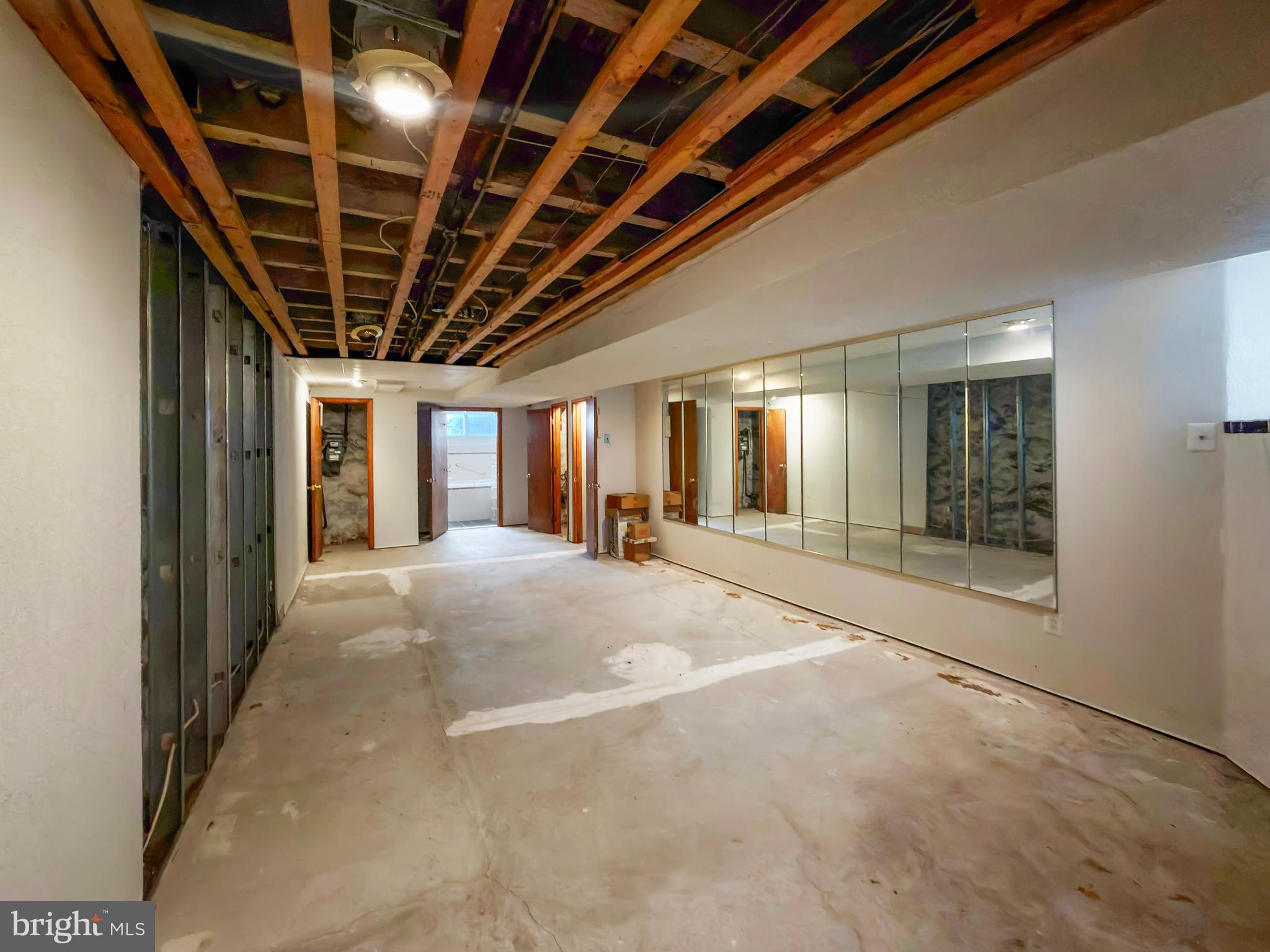 COBBS CREEK - Residential