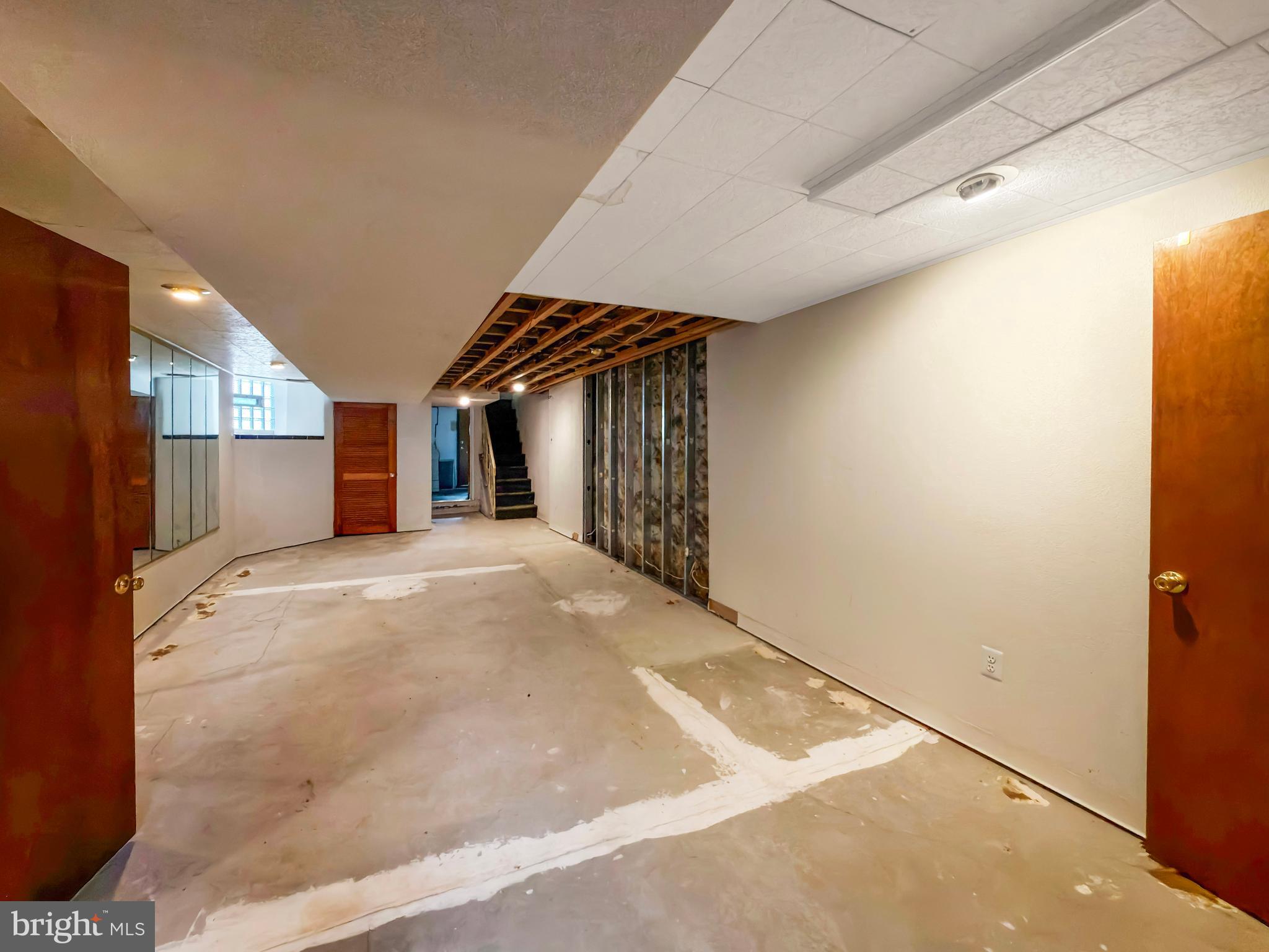 COBBS CREEK - Residential