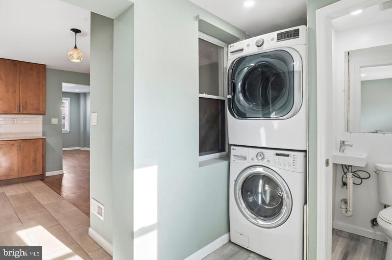 BROOKLYN - Residential