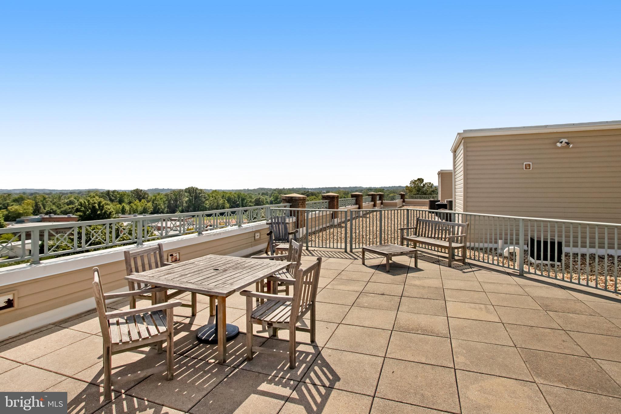 RIVER CLUB 1 AT BELMONT - Residential