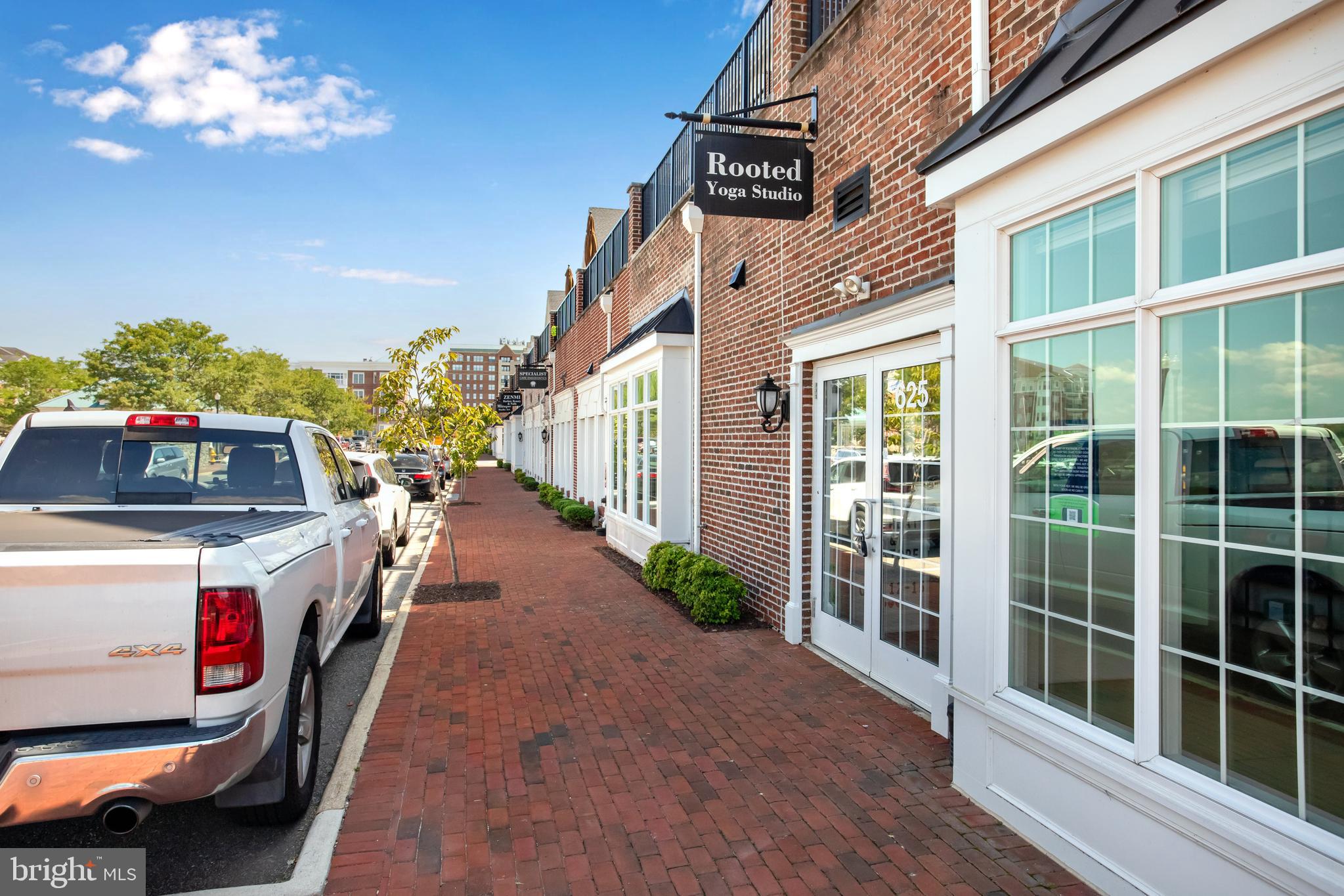 RIVER CLUB 1 AT BELMONT - Residential