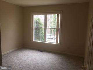 LAKE OF THE WOODS - Residential Lease