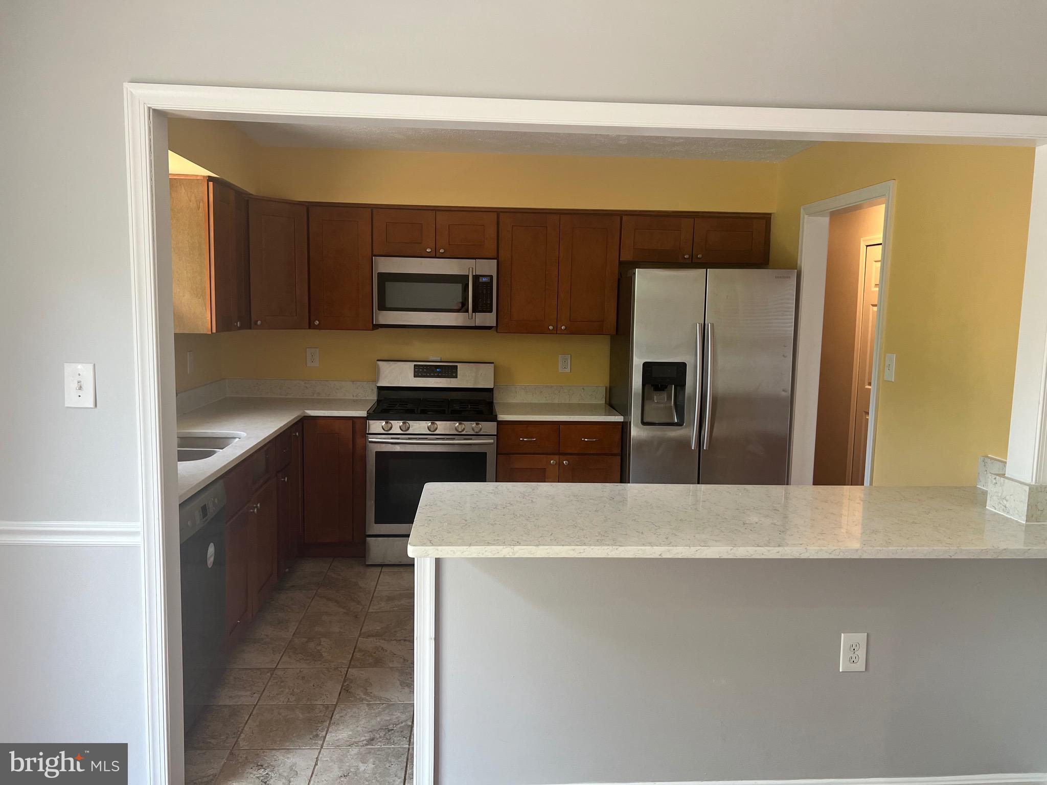 LIFESTYLE AT SULLY STATION - Residential Lease