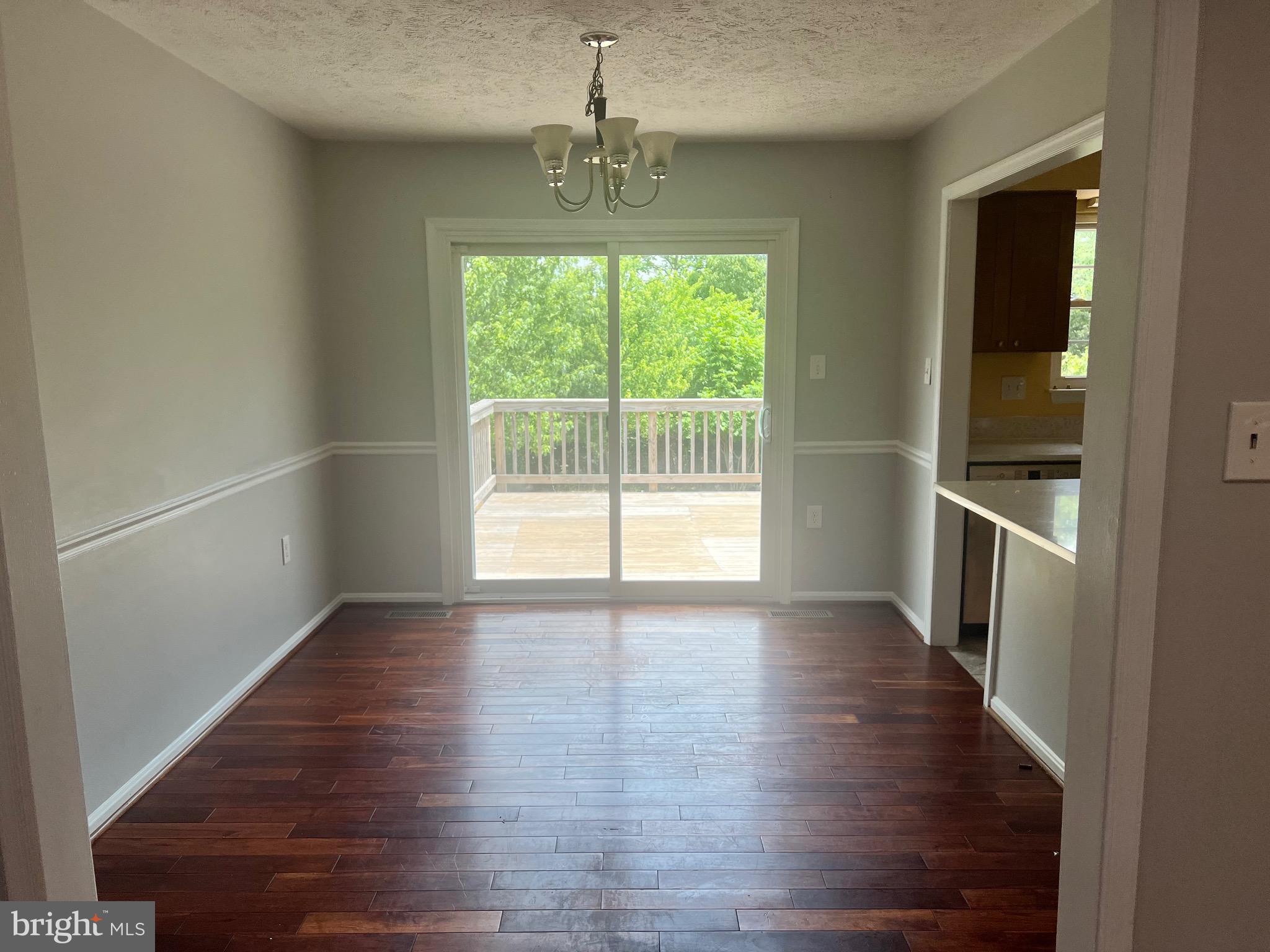 LIFESTYLE AT SULLY STATION - Residential Lease