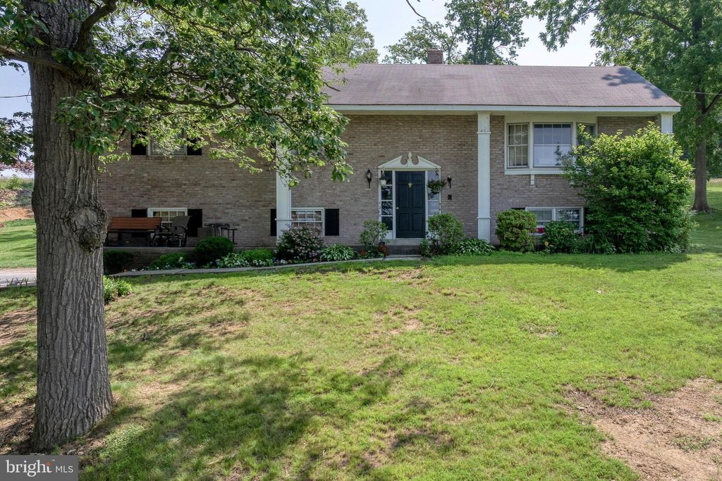 Photo of 4580 Klinesville Road, COLUMBIA, PA 17512 (MLS # PALA2071212)