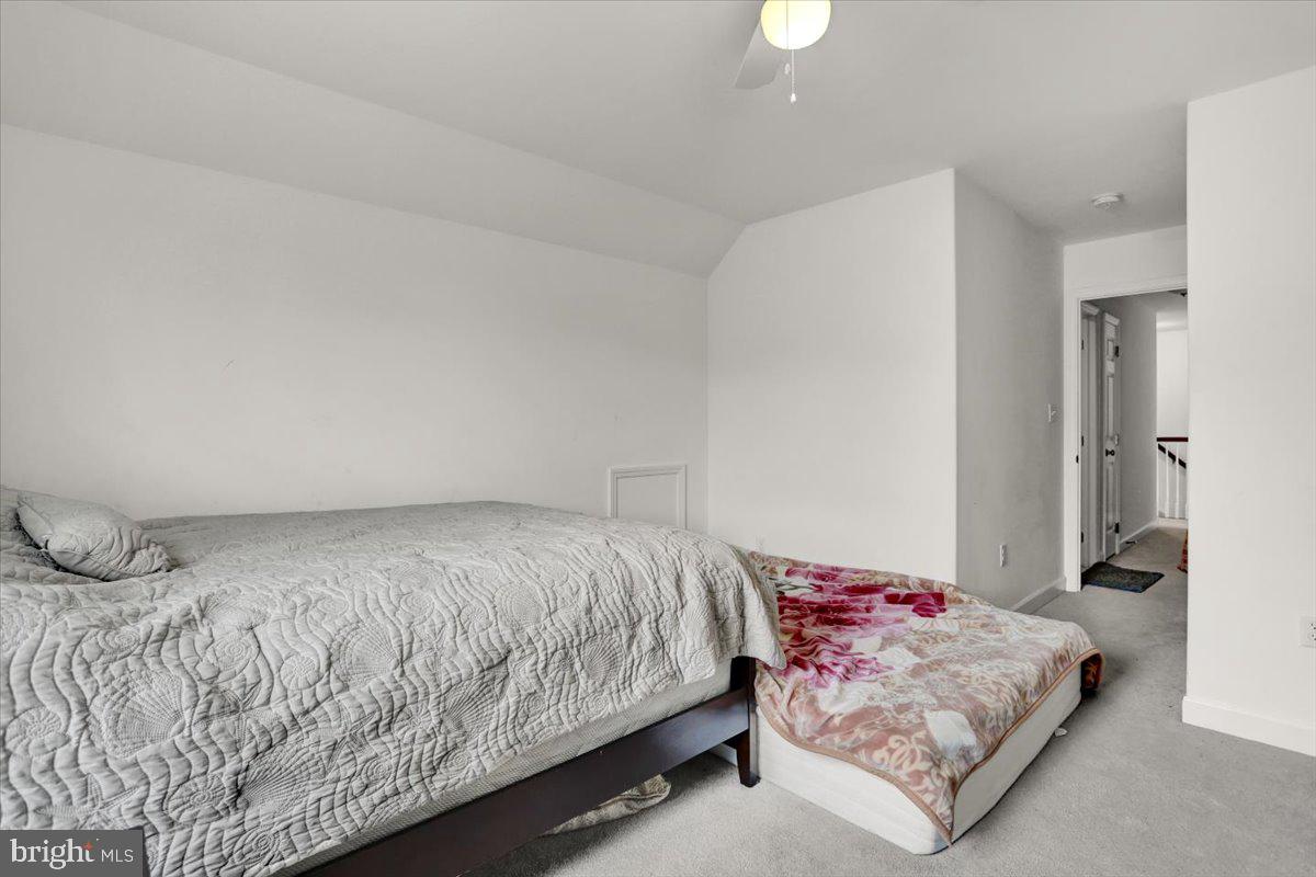 HEIDELBERG CROSSING - Residential Lease