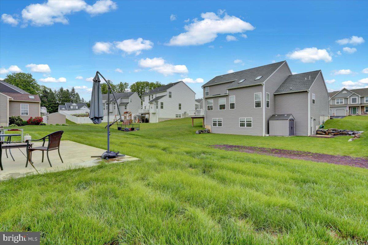 HEIDELBERG CROSSING - Residential Lease