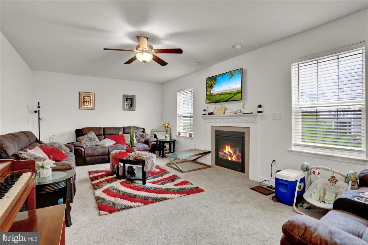 HEIDELBERG CROSSING - Residential Lease