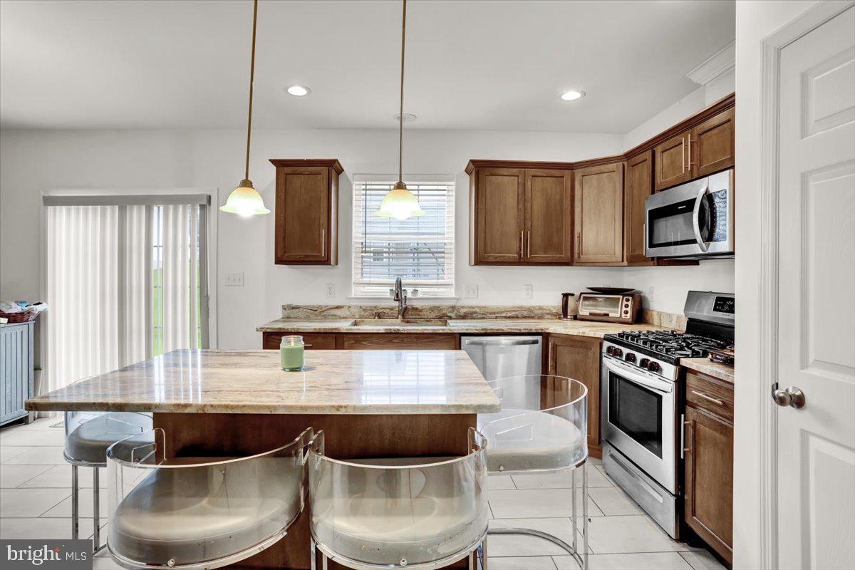 HEIDELBERG CROSSING - Residential Lease