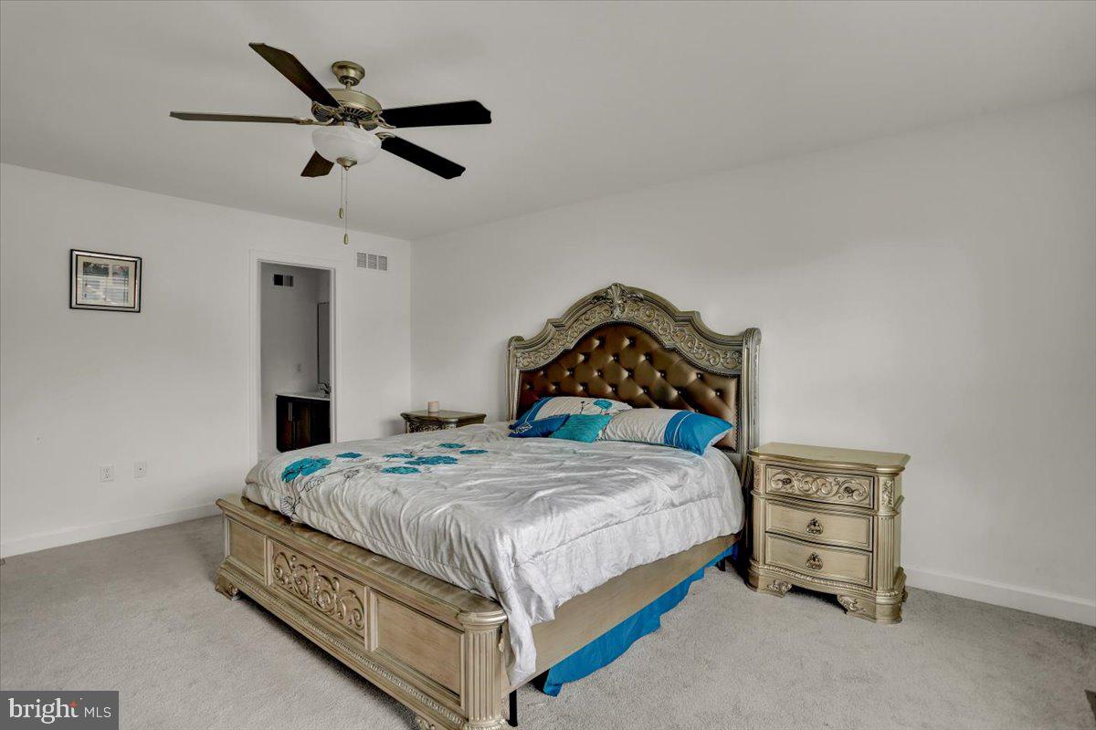 HEIDELBERG CROSSING - Residential Lease