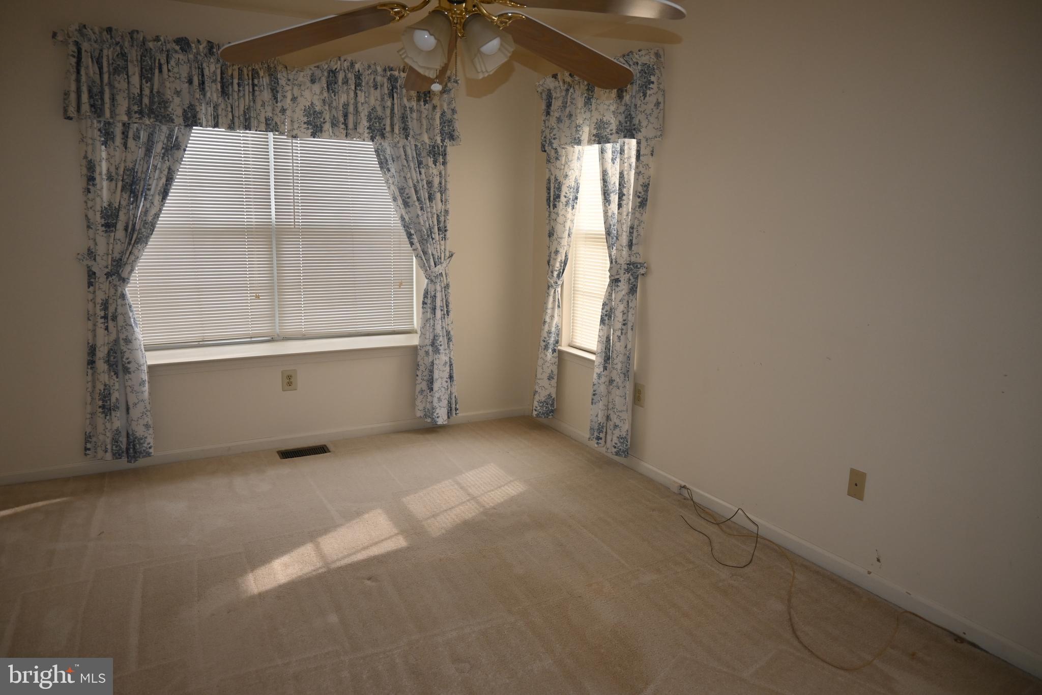 WILLOW STREAM - Residential