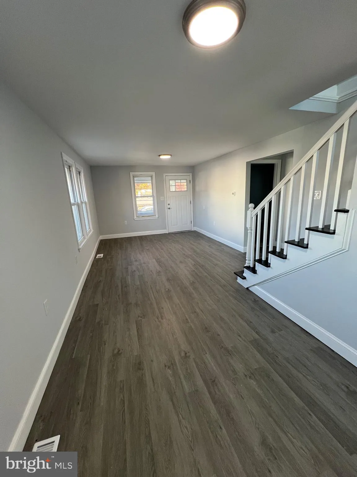 Woodbury, New Jersey 08096, United States, 3 Bedrooms Bedrooms, ,1 BathroomBathrooms,Residential,Active,35283