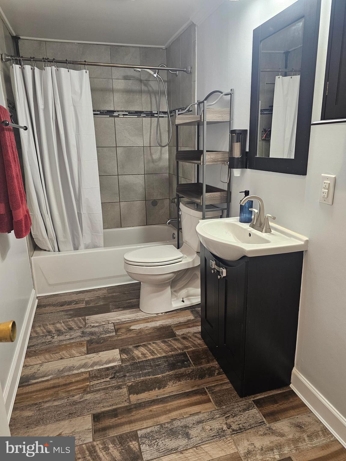 POINT ESTATES - Residential